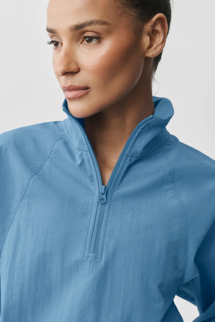 Cropped 1/4 Zip Alumni Pullover | Alo Yoga