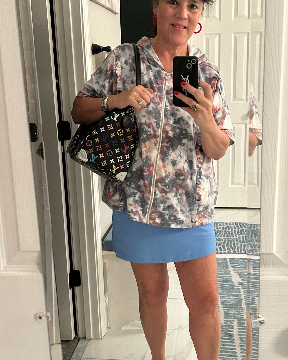 you can still look cute taking the puppies to the groomers!! comfy and classy always wins 🐶✨ always be confident!
#midlifefashion #styleover50 #agelessfashion #wearwhatyoulove #pupplove

#LTKdayinmylife #LTKgrwm #LTKMidsize