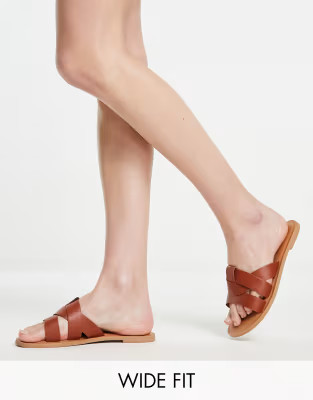 London Rebel Leather Wide Fit loop front slider in tan | ASOS (Global)