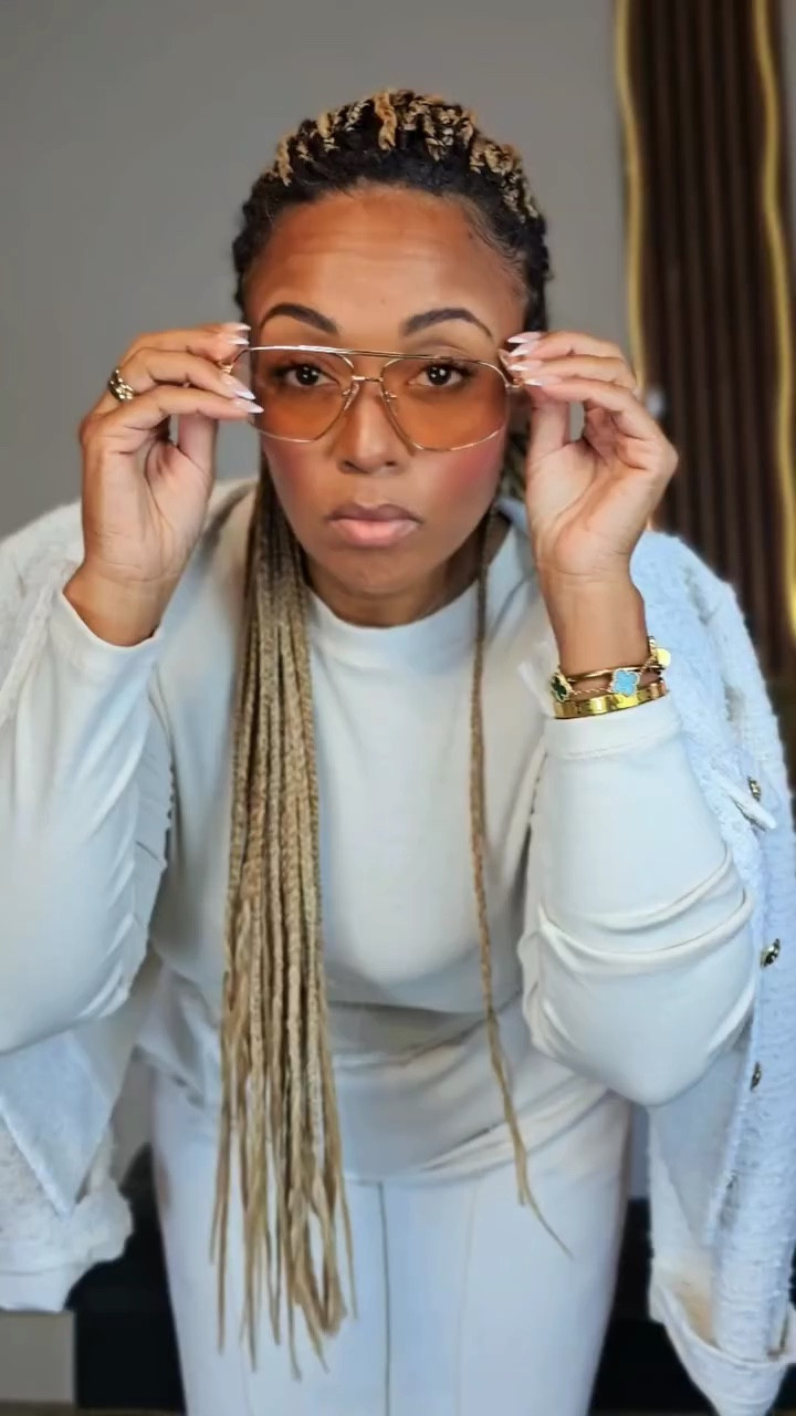 I plan on living in these joggers from Target all Fall 🍂
Pants @target 
Boucle jacket @hm 
Shirt @target 
Sunnies @amazon

Shop this look in my LTK. Link in bio.

#fallfashion #over40style #feelingmyself