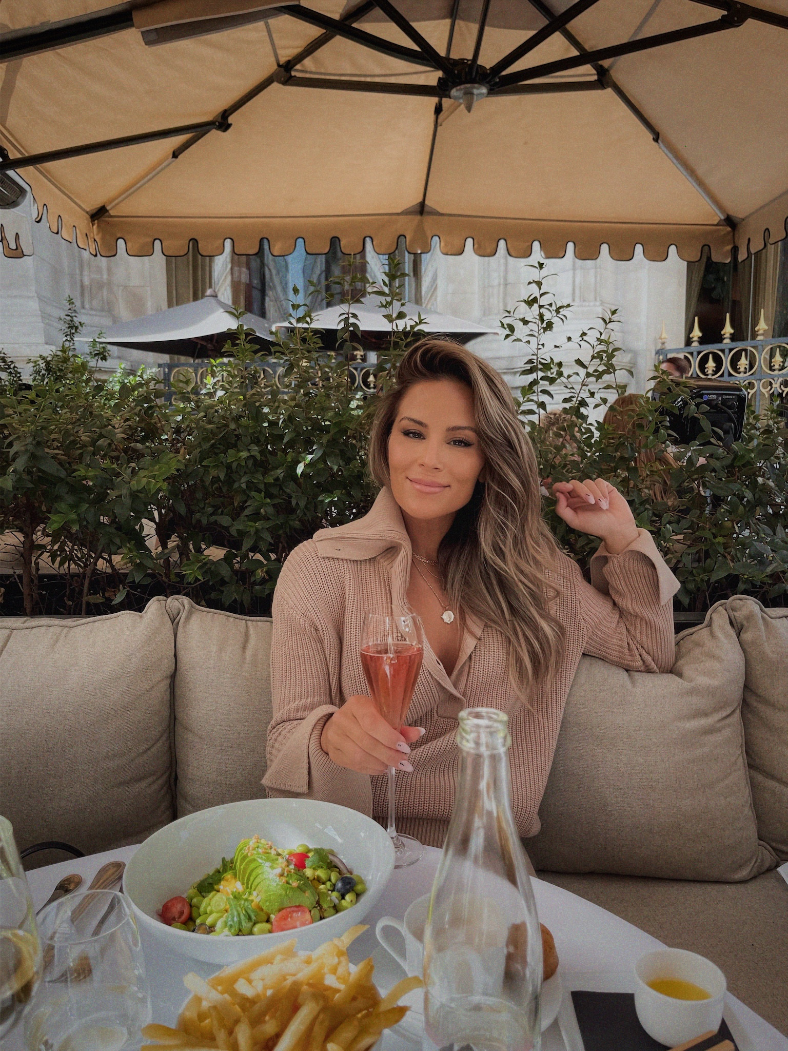 The cutest sweater dress in xs


#LTKtravel #LTKeurope #LTKover40