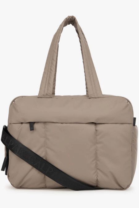 I just found the cutest gym/travel bag 😏 

#LTKitbag #LTKtravel #LTKGiftGuide