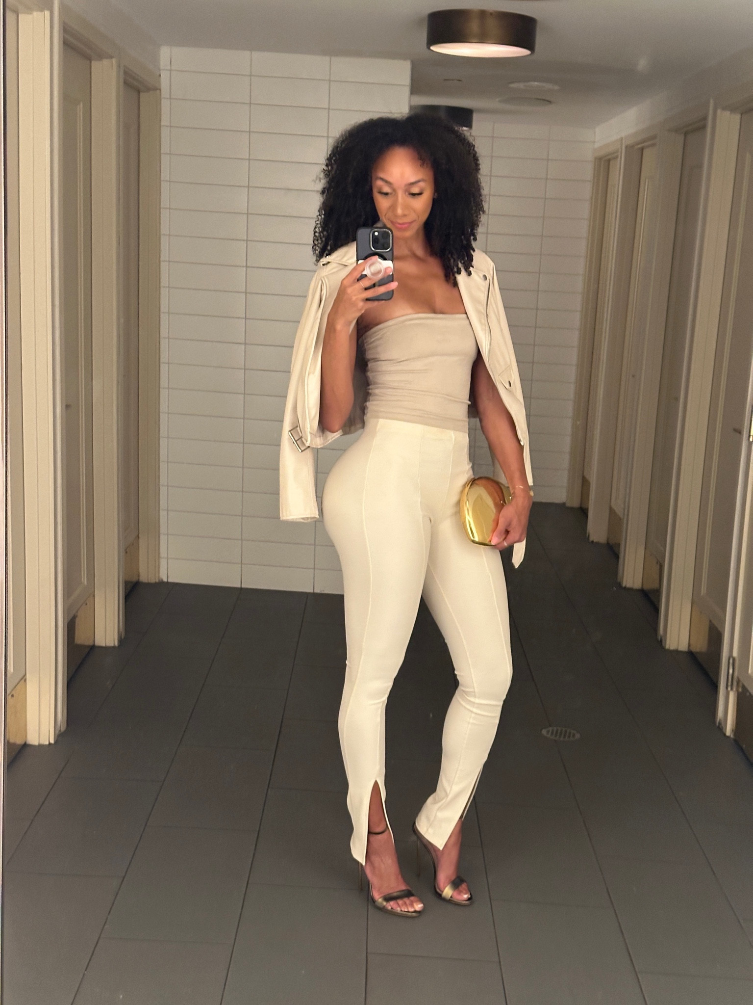 The look Tall girls need!! These pants have a 34inch inseam!!! 
