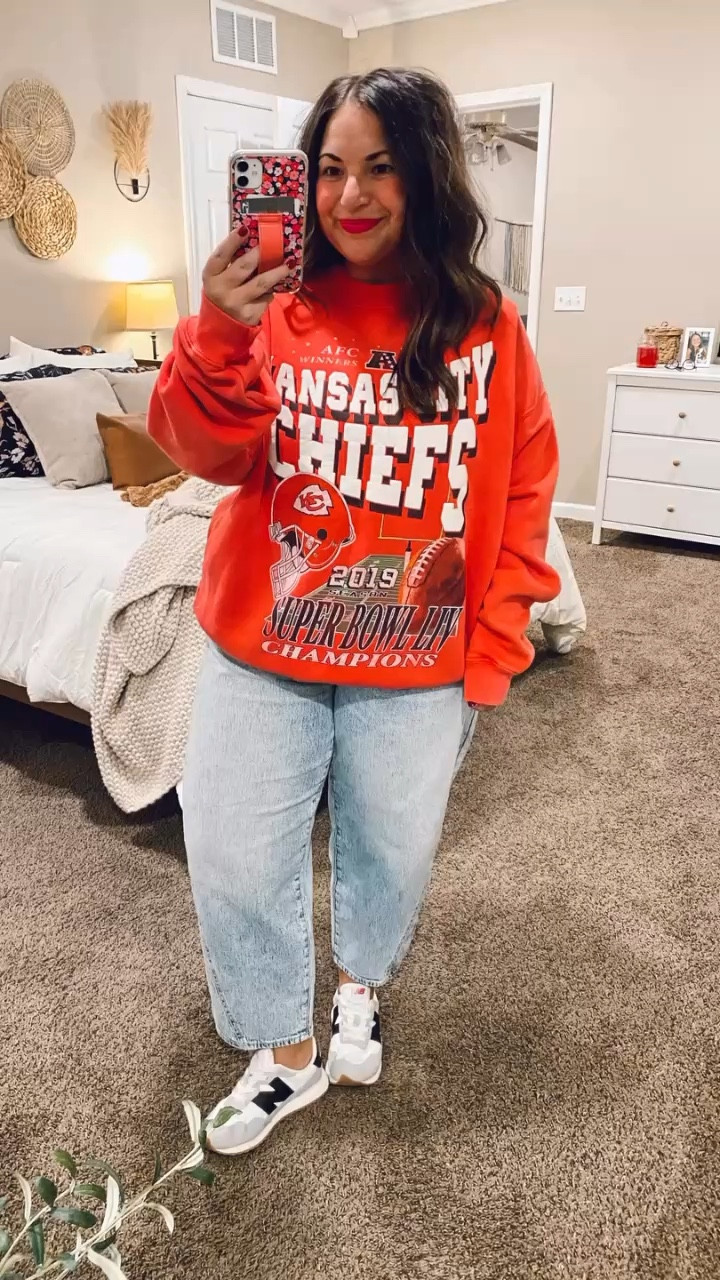 Give me ALL the Chiefs gear!! ❤️💛

sneakers: fit true to size // wearing a 3 in kids (linking adult sizes as well)
jeans: fit true to size // wearing a 14
crewneck: fits true to size // wearing a large 

 #LTKWatchNow #LTKSaleAlert #LTKStyleTip