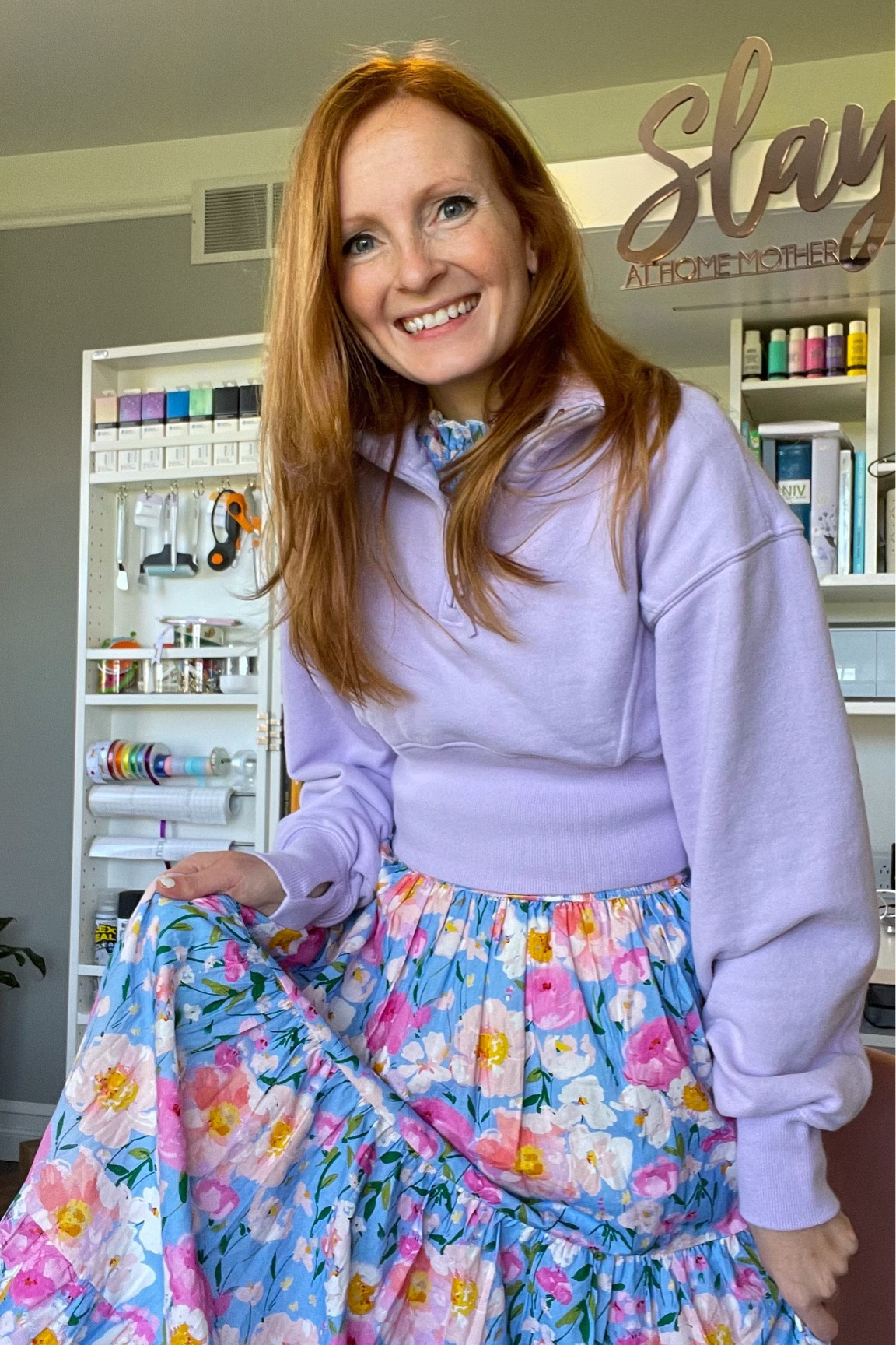 My favorite way to add an extra layer on my dresses this fall! This crop sweatshirt is perfect with my ivy city co dress 🥰

Wearing size XXS in dress (color: blue) and size XS in crop aerie sweatshirt 

Fall outfit, fall dresses, XS petite style, ivy city dress, layering, long dress style

Fall dresses, fall outfit, XS petite 

#LTKstyletip #LTKsalealert #LTKCyberWeek