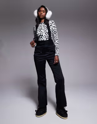 ASOS 4505 Ski soft shell water repellent kick flare ski trousers in black | ASOS | ASOS (Global)