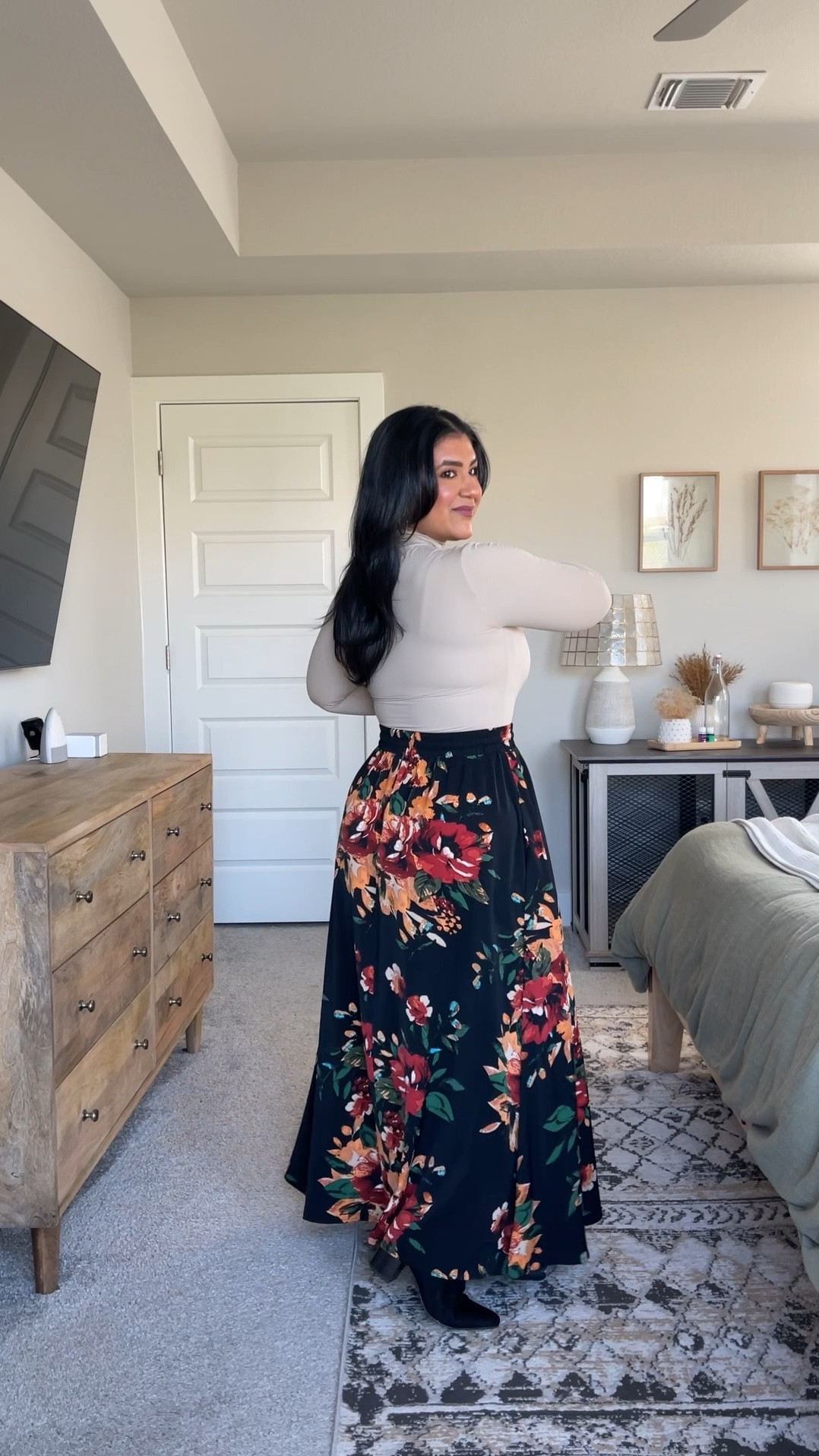 I’m 5’1”, size 10-12, large // BODYSUIT: size large, shade Light Coffee. // SKIRT: size large, shade Brown Floral Black, comes in tons of prints and colors // CAMI BRA: size up one, also linking nip covers I’m wearing // BOOTS: true to size // LOUNGE PANTS: size up, wearing an XL 

#LTKMidsize #LTKHoliday #LTKParties