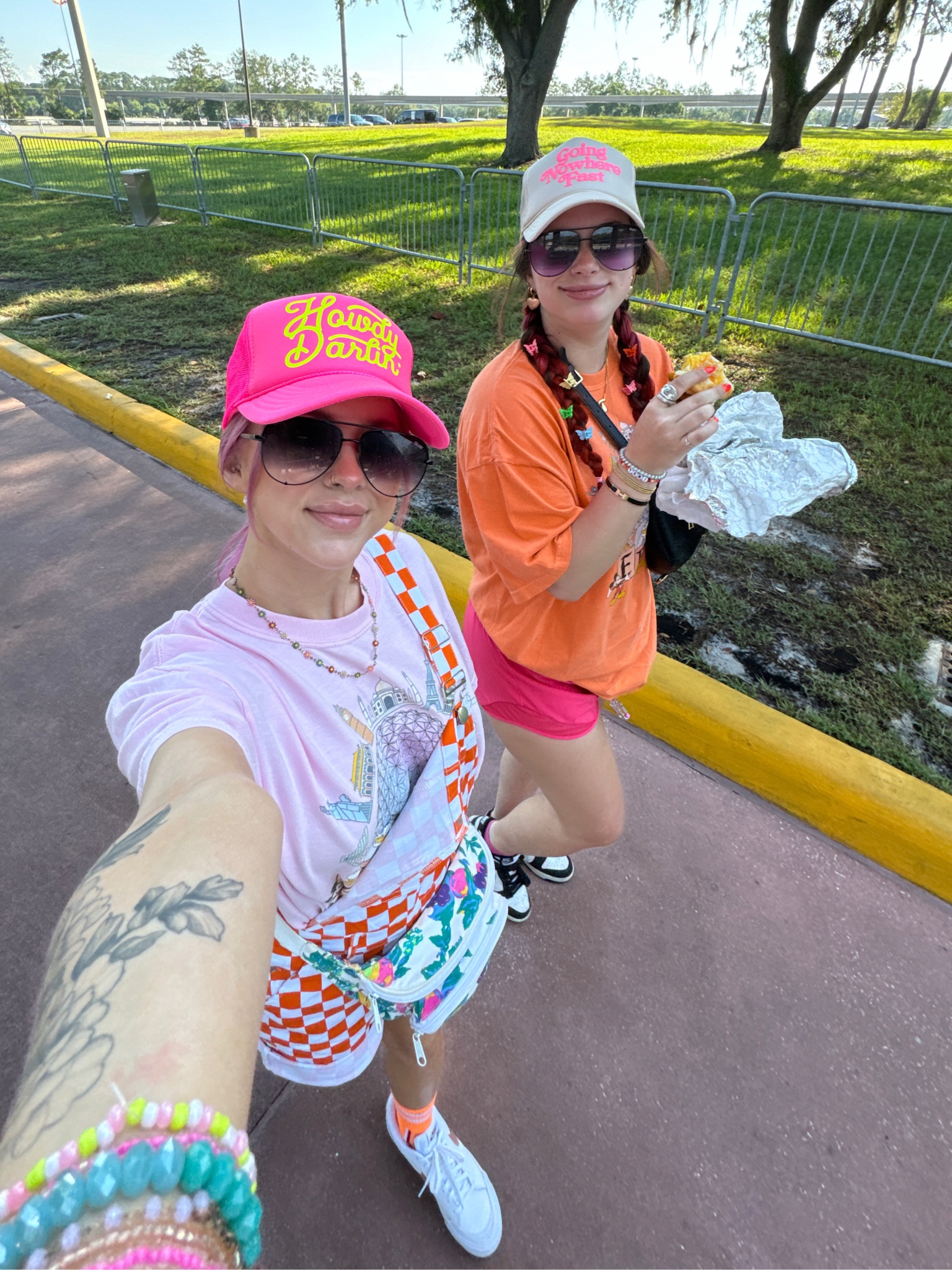 Epcot day :) 
Fanny pack is vintage 