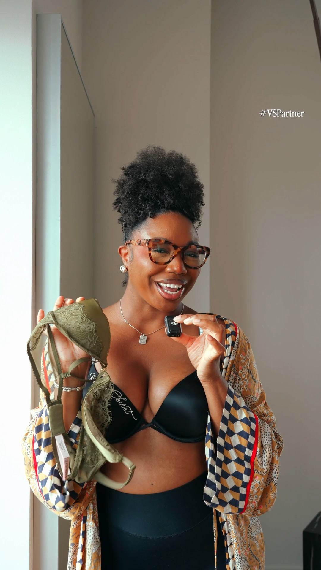 Itty Bitty Committee, wya? 🤭 the @victoriassecret Very Sexy Push-Up Bra gives me both lift and support and the low-cut silhouette? Absolutely flattering. Here’s to the bra that started it all ✨ #VSPartner @shop.ltk #liketkit