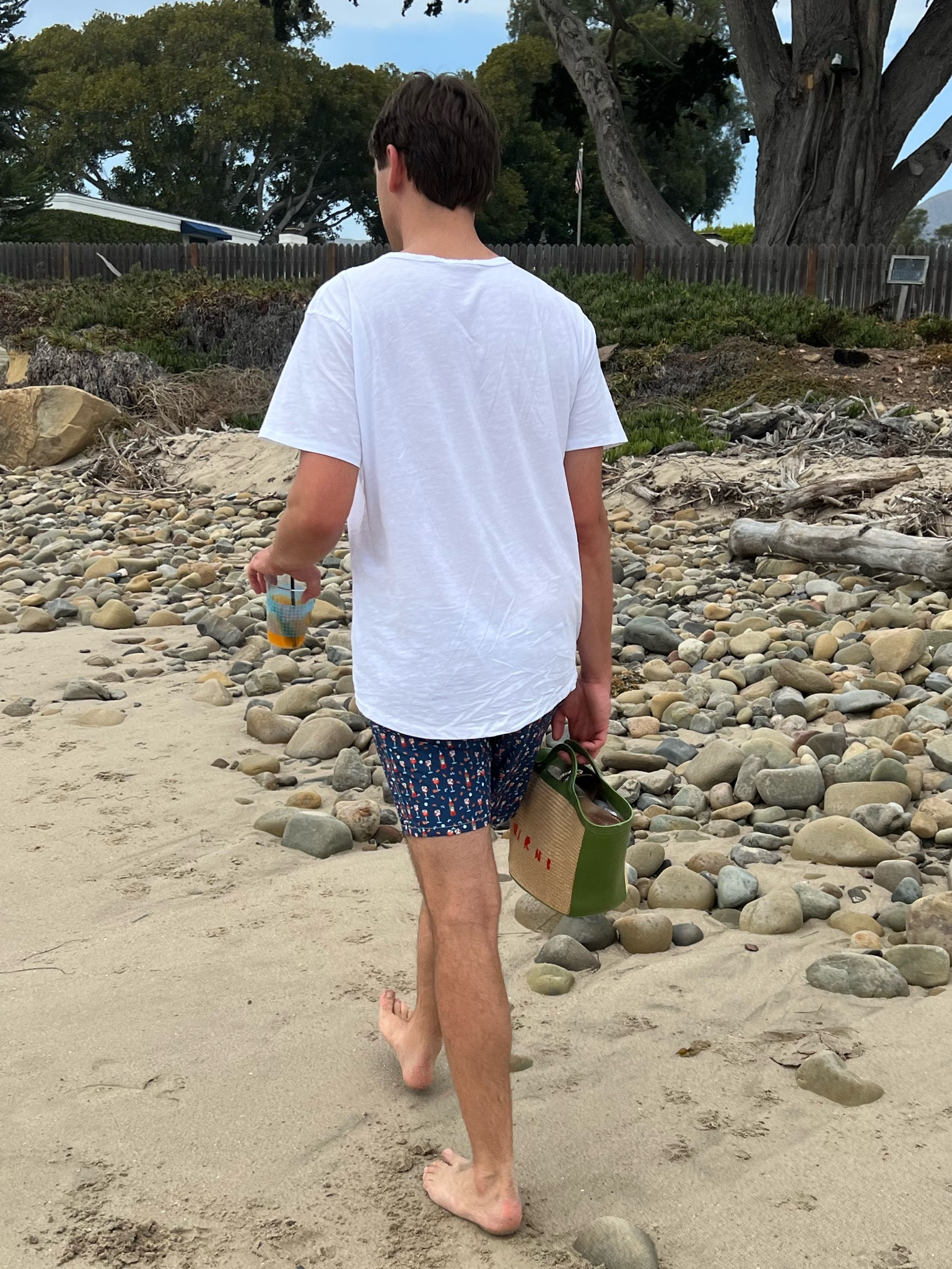 Marni tote looks cute on everyone 😉😘