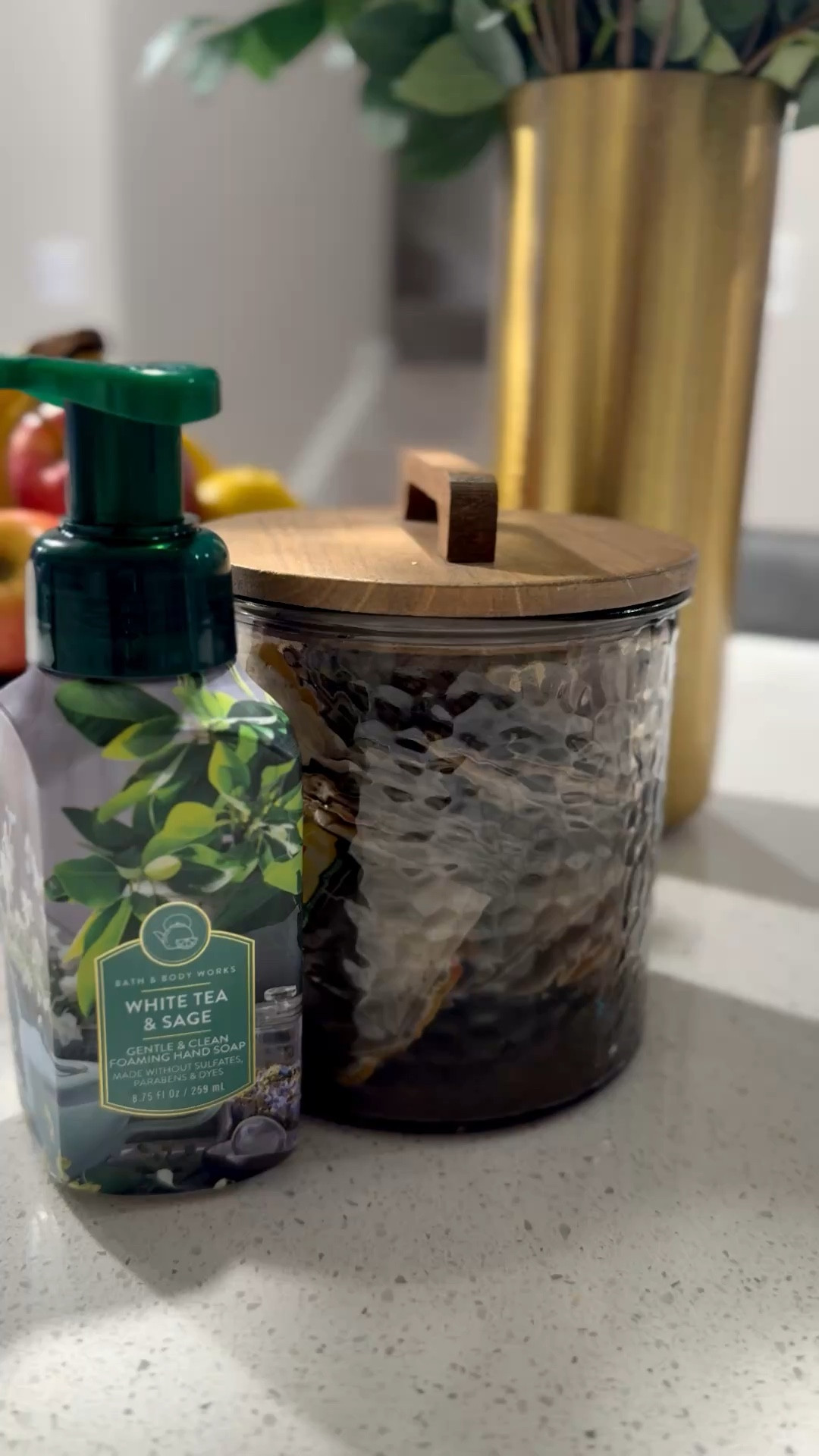 I hope this scent never gets discontinued lol.
#bathandbodyworks #handsoap #foaminghandsoap #springscents

#LTKhome