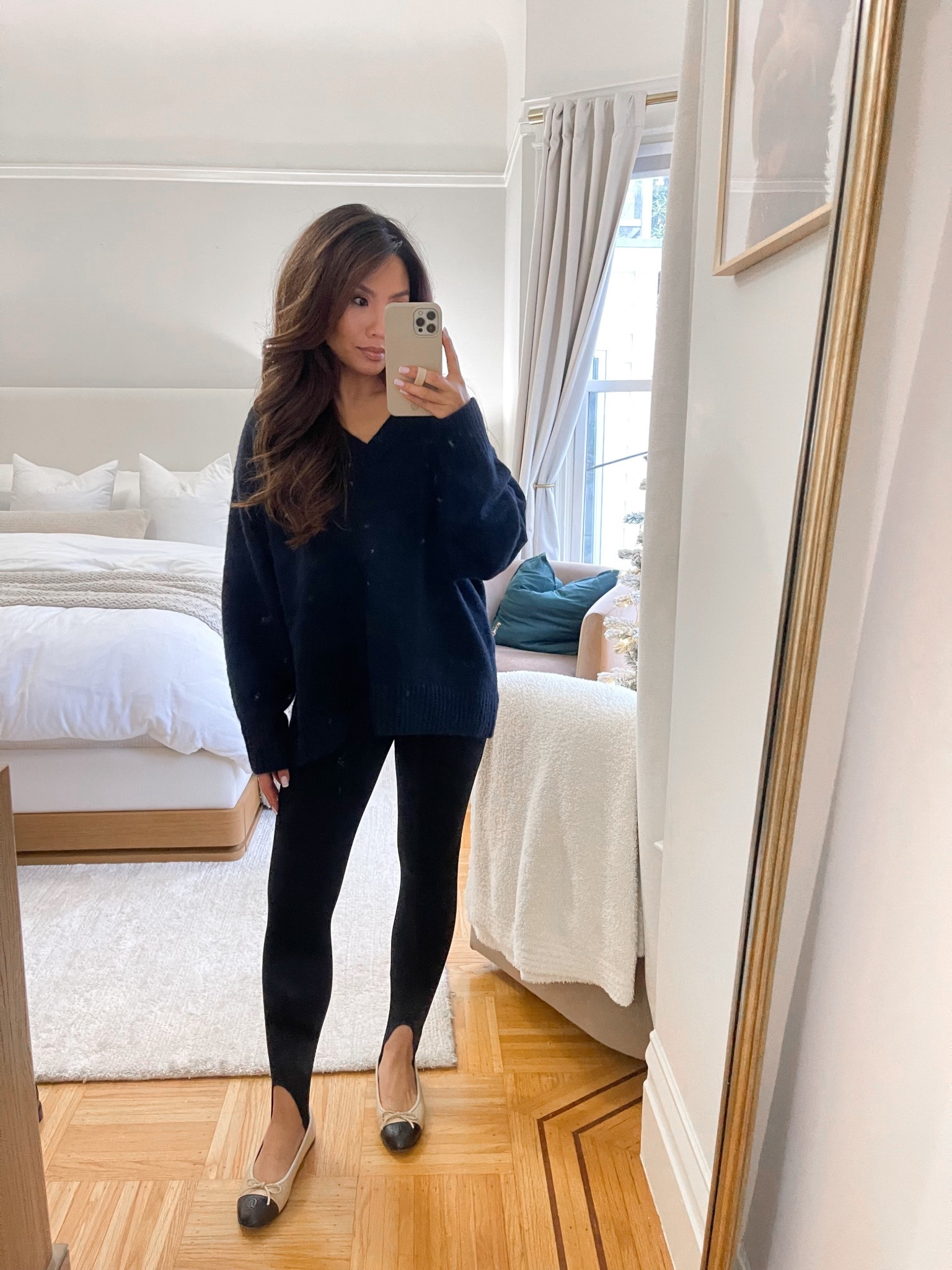 Cozy Thanksgiving outfit! 

Sizing;
Sweater - deep indigo color, tts, xs
Leggings - tts, xs petite 
Flats - Chanel, linked similar 

#LTKPetite #LTKFindsUnder100