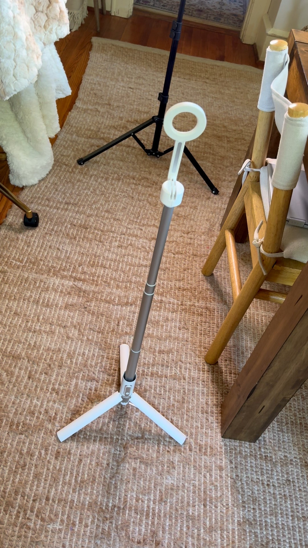 The perfect magnetic phone stand. Table and tall both. Easy to travel. Also has an auto option button. Amazon  

#LTKHome #LTKFindsUnder50