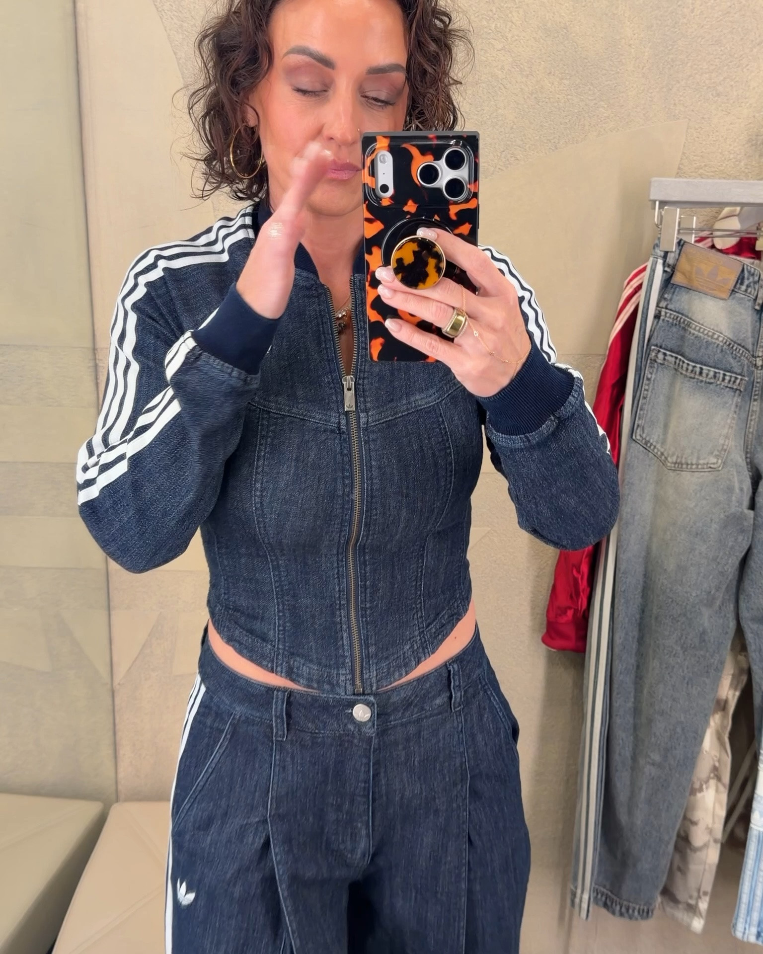 @adidas store opening by my house is a little dangerous! Some of my fav finds in store

Xs reversible jacket 
Xs corset denim jacket 
Xs plaid jackets
S plaid pleated pants 
S orange barrel set 
S tank 
28/32 pants denim
m men’s green pants 
S blue long shorts

#LTKOver40 #LTKootd #LTKdayinmylife
