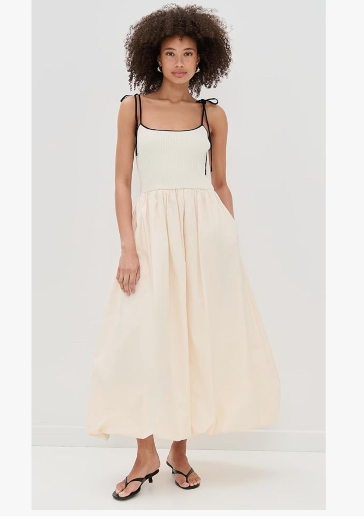 White dress 

#LTKParties #LTKSeasonal #LTKStyleTip