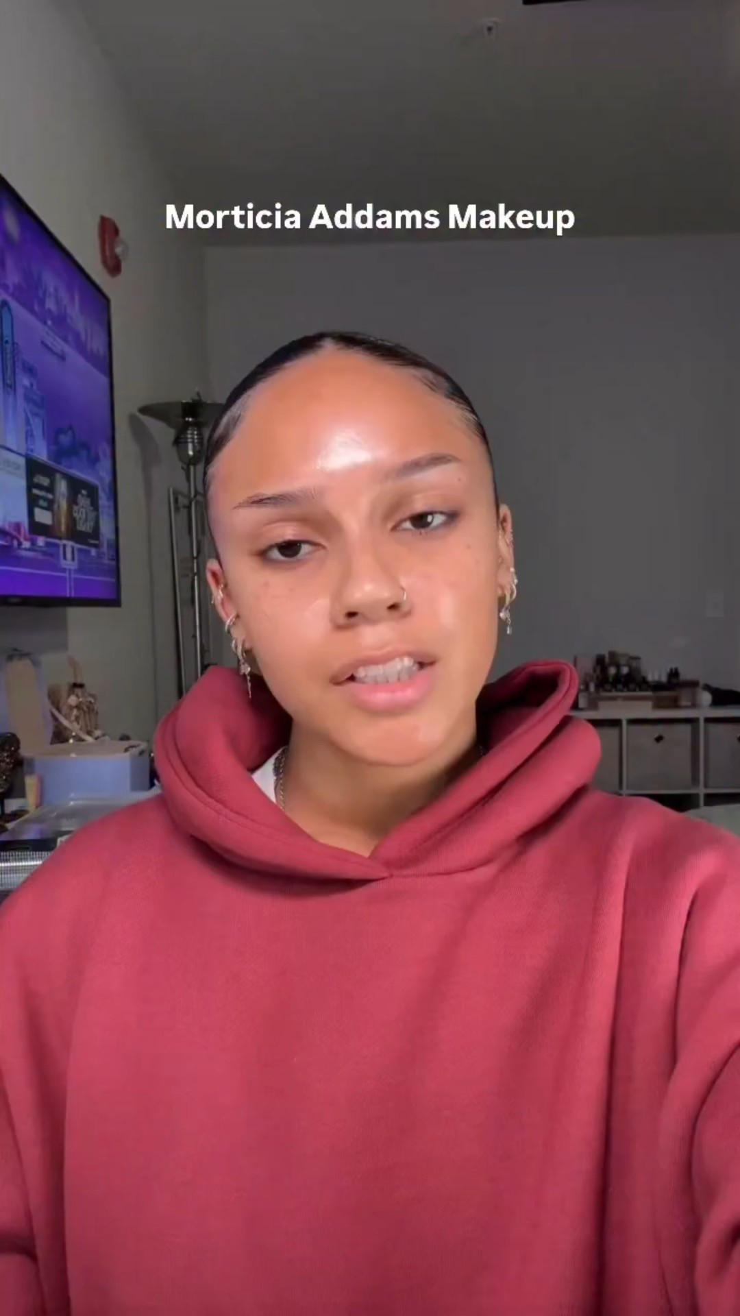 Tutorial coming next! 🥰😘😏 #halloweenmakeuplook #morticiaaddams #halloweenmakeup #addamsfamily