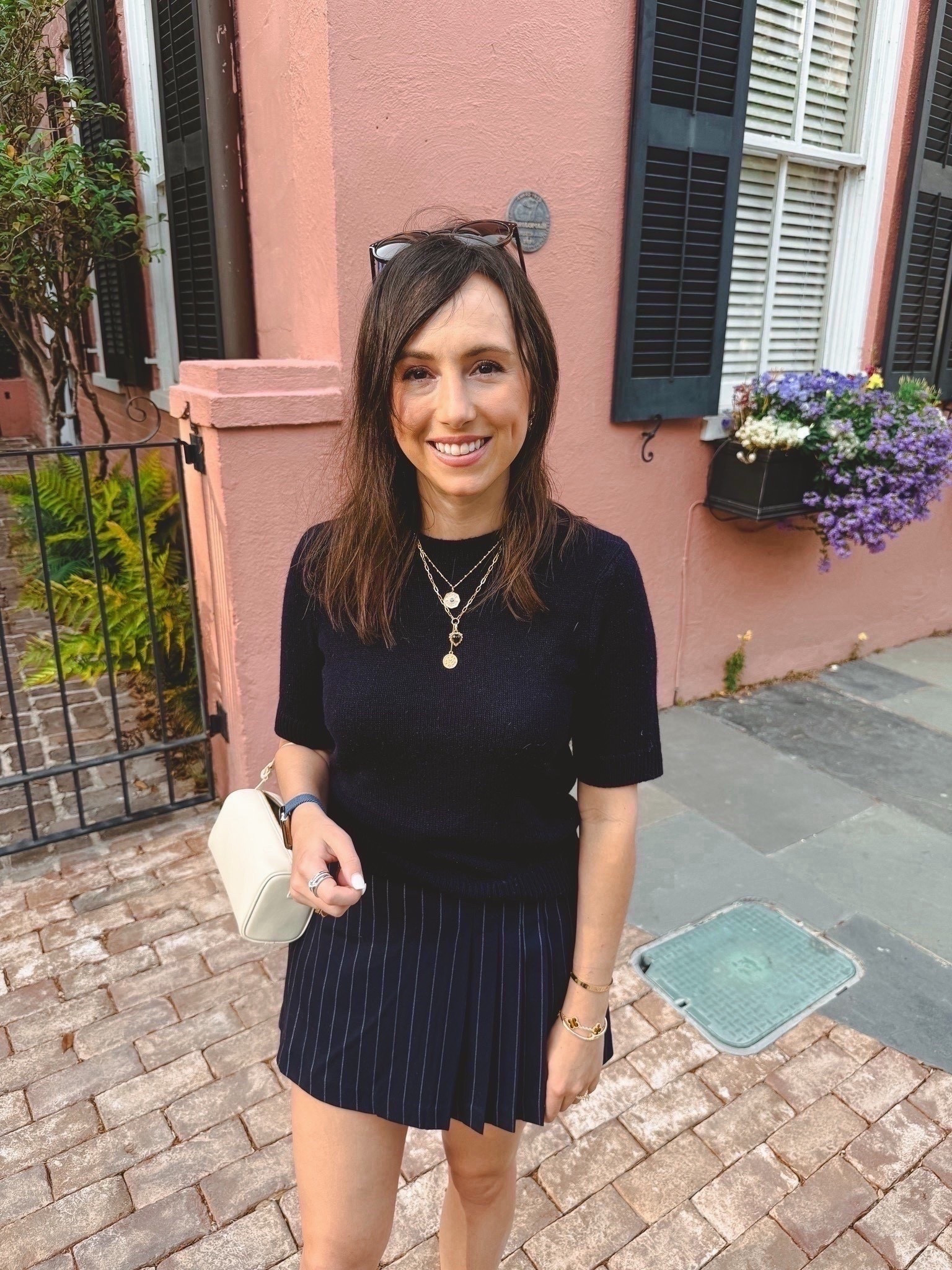 Vince navy sweater (xs), skort (4)



#LTKSeasonal #LTKootd #LTKFindsUnder100