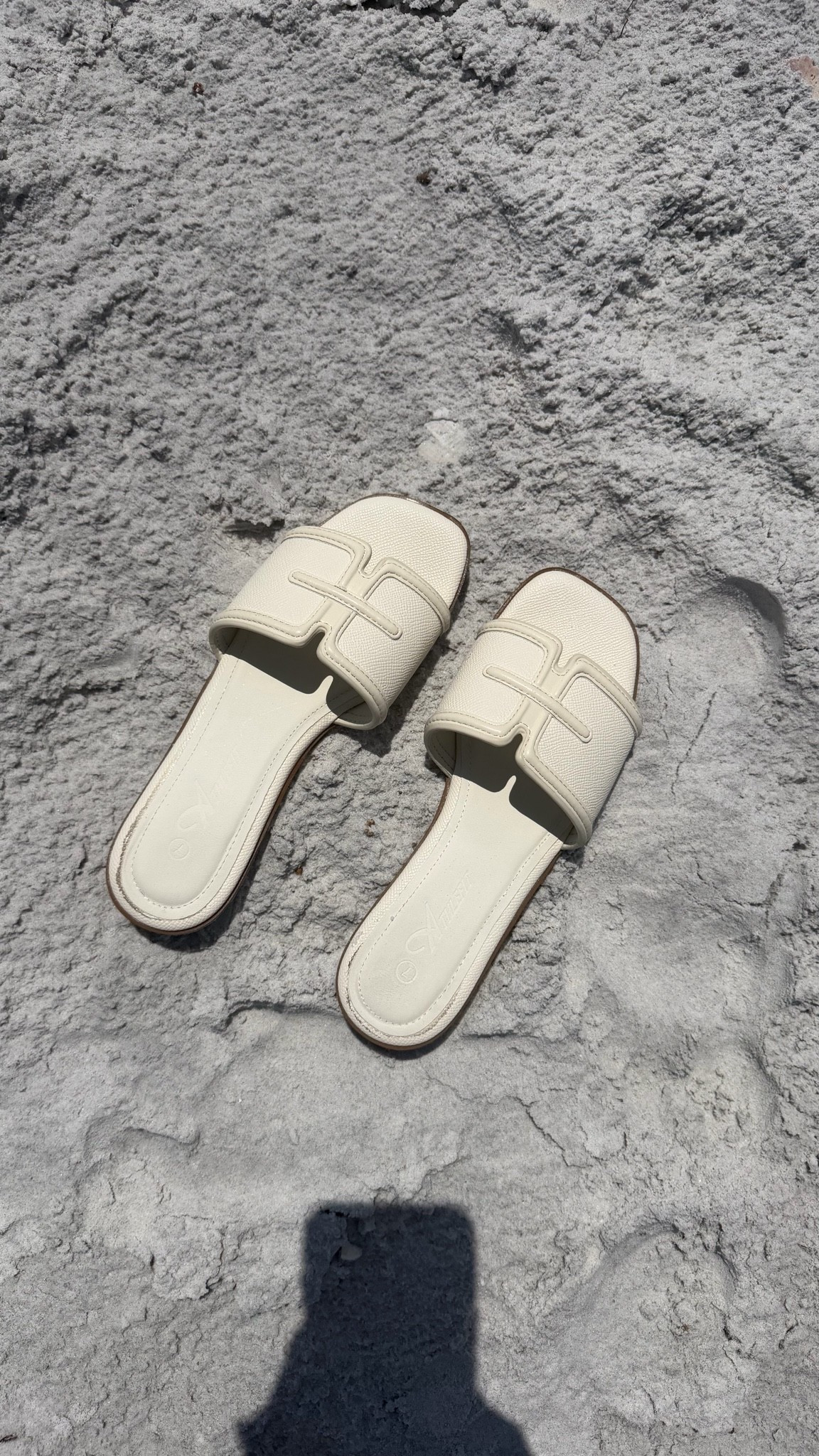 Cute slides I got for the beach and Pilates 

Amazon slides, Amazon sandals, Amazon shoes, summer sandals, summer shoes

#LTKTravel