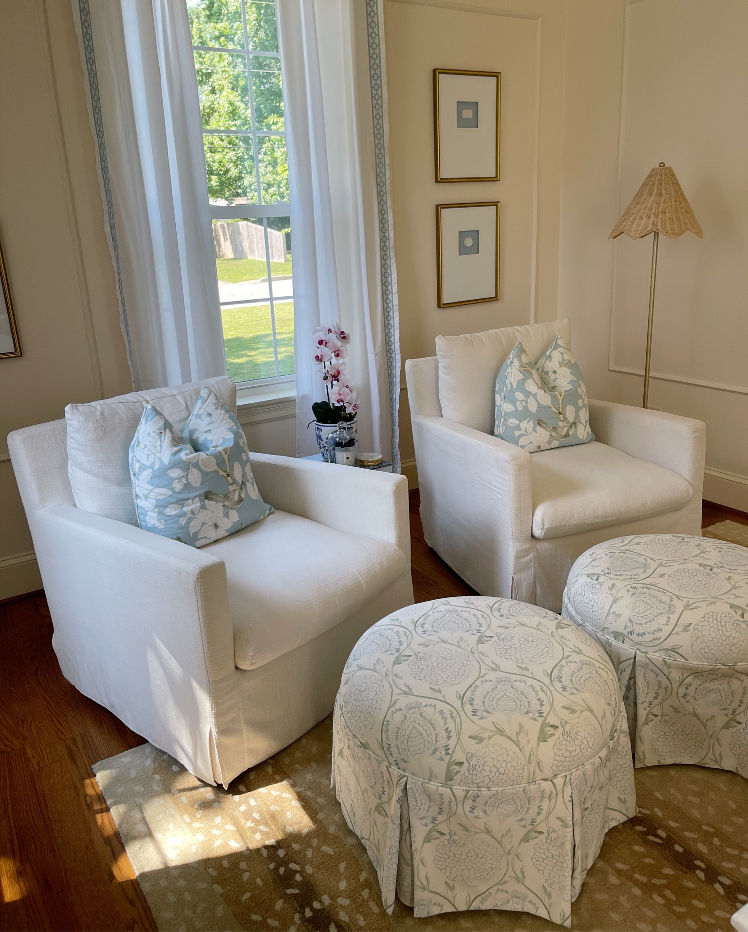 Loveee these white swivel chairs! SO comfy 💗👏🏻

#LTKhome