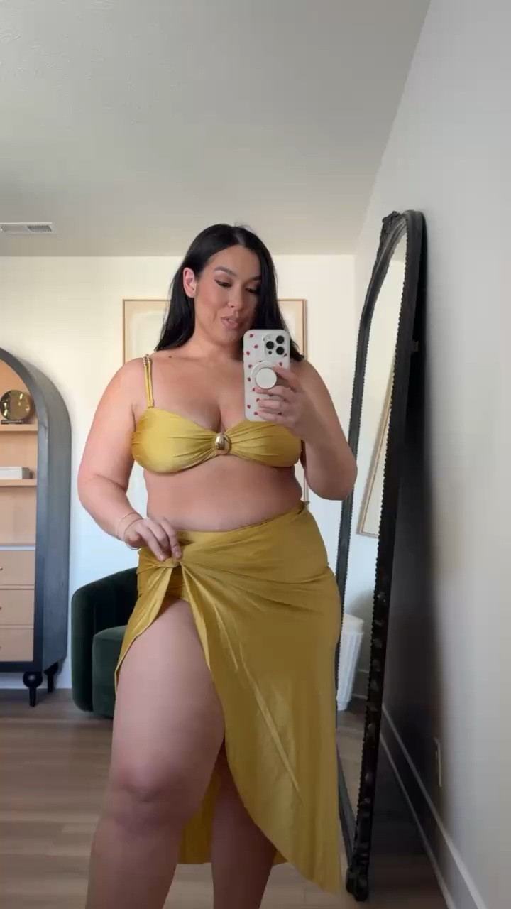 This swimsuit comes in a gorgeous color - great material and cute! Amazon midsize spring/summer/vacation haul! 
-
-
-
Midsize, Swimwear, Dress, Spring Haul, Spring OOTD, Summer Haul, Summer OOTD, Resortwear, Vacation, Midsize finds, Midsize Haul, Spring Break, Tropical finds 



#LTKootd #LTKMidsize #LTKSwim