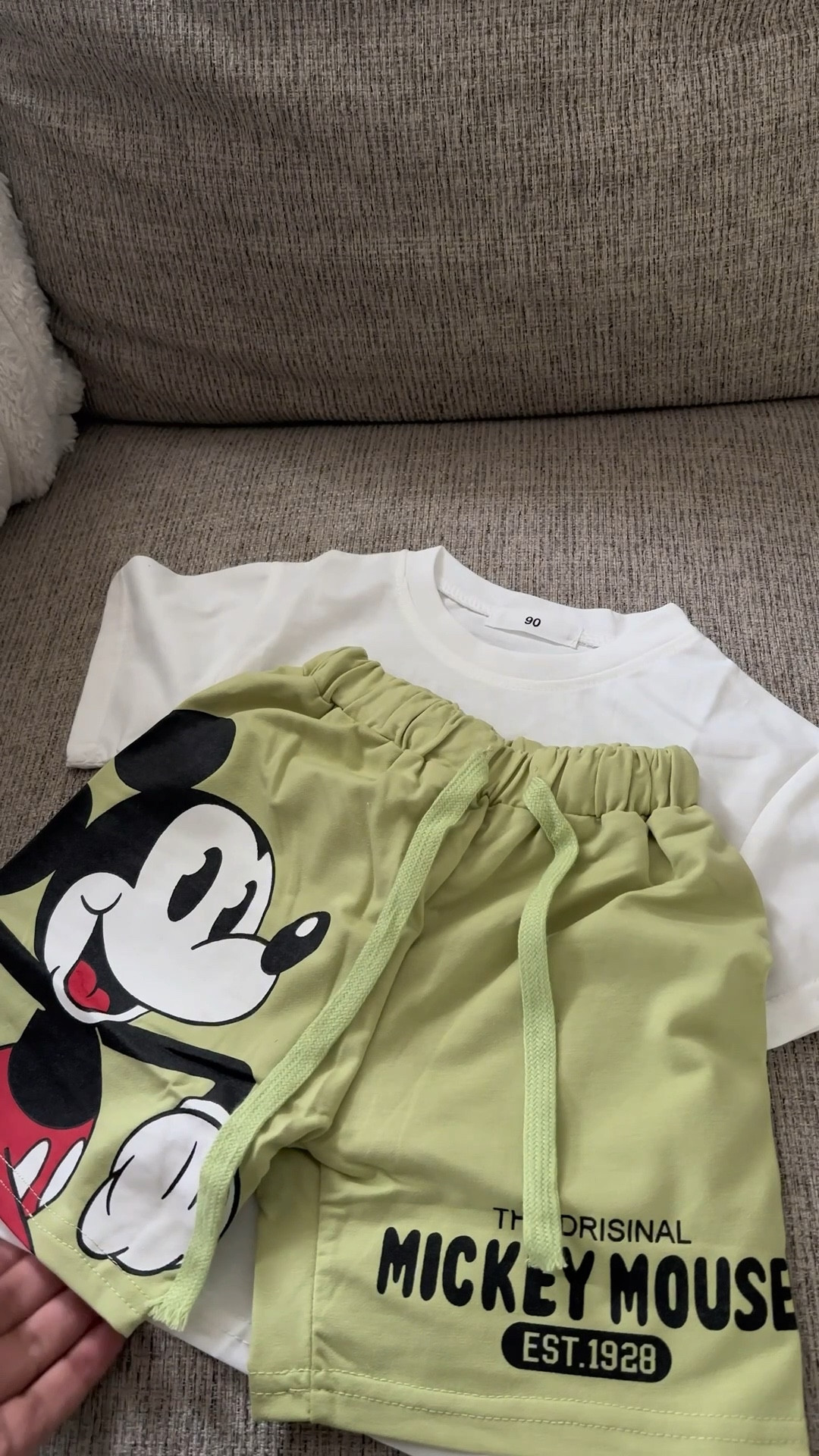 I found the cutest little summer clothes for my toddler! Got everything in a size 18 months!! How cute are these


//zara aesthetic, Zara vibes, Zara toddler boy, toddler clothes, toddler denim set, affordable toddler clothes, toddler boy clothes, street style toddler boy




#LTKBaby #LTKKids #LTKFindsUnder50