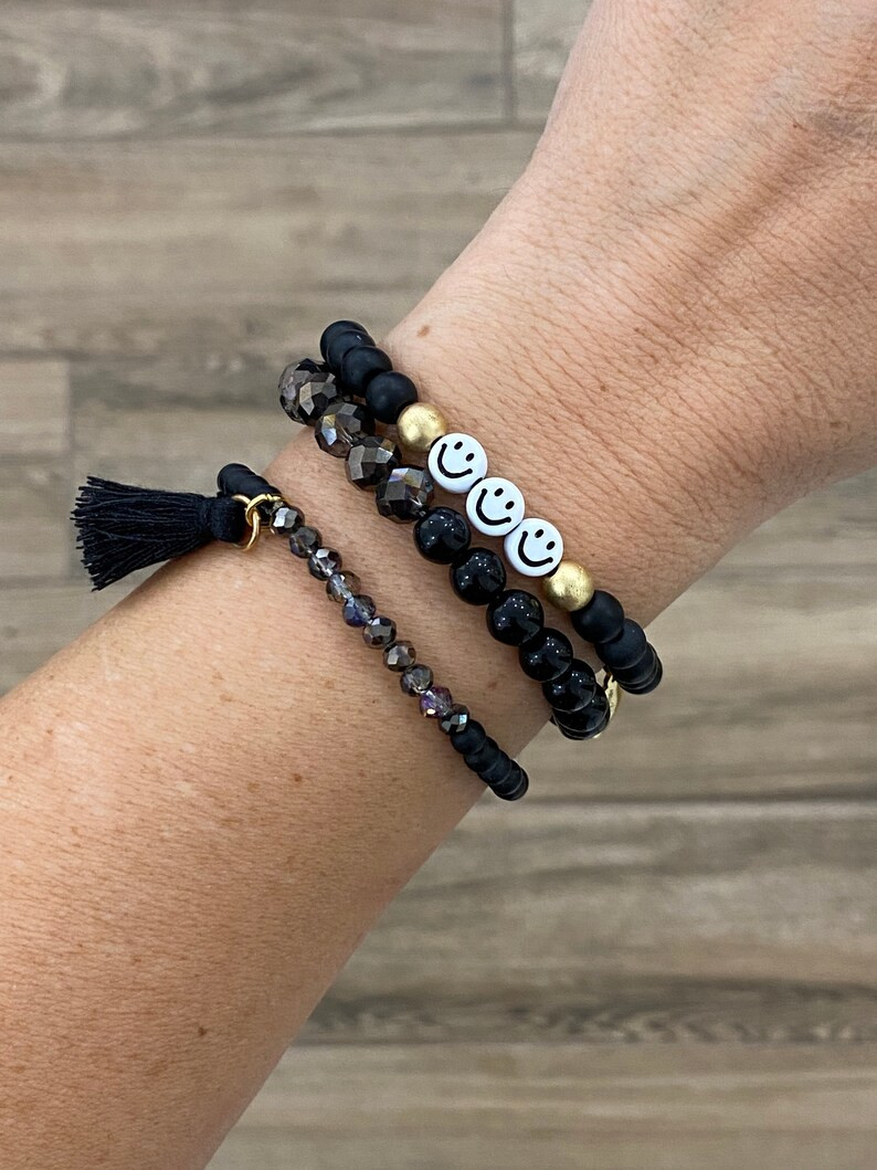 STACK of 3 Black and Gold Beaded Bracelets Gold Beads | Etsy | Etsy (US)