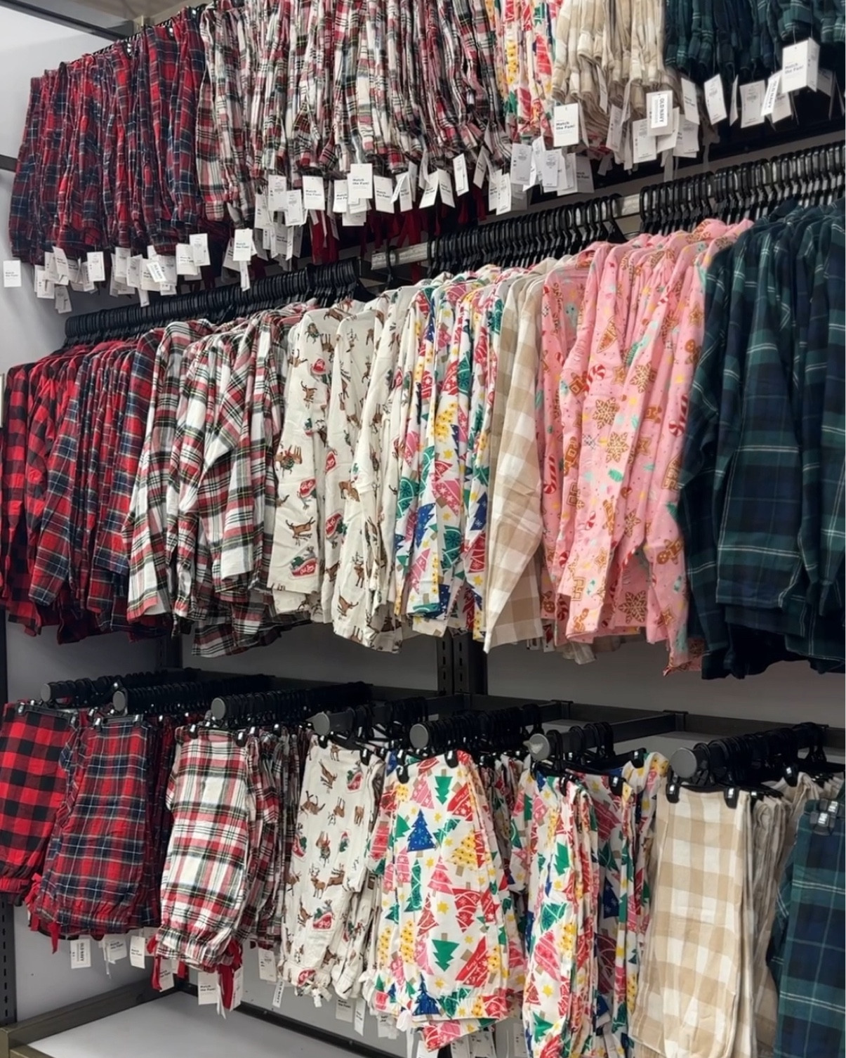 Old Navy Christmas pajamas!🎄