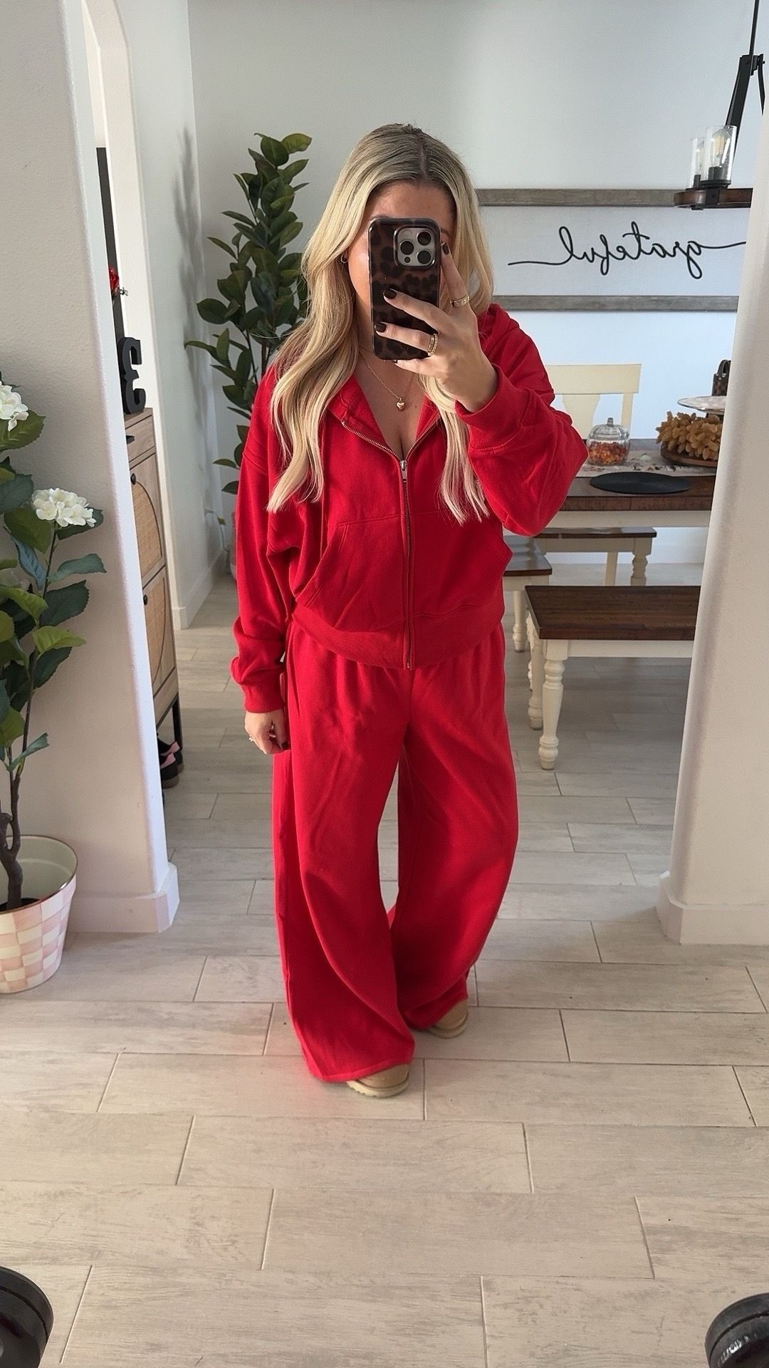 Comfy fall outfit
Matching set m
Ugg clogs tts
Gap matching set


#LTKShoeCrush #LTKSaleAlert #LTKFindsUnder100