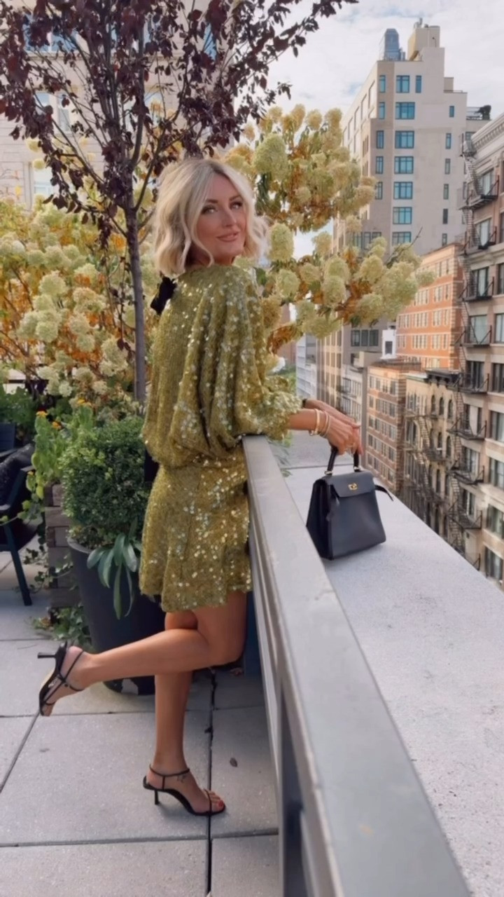 This splurgeworthy sequin dress is to die for! I am obsessed with this color, and the bow on the back! Wearing size 2!

Loverly Grey, Shopbop, Anthropologie, fall event dress, cocktail dress, sequin dress, new york fashion week 

 #LTKNYFW #LTKSeasonal #LTKWedding