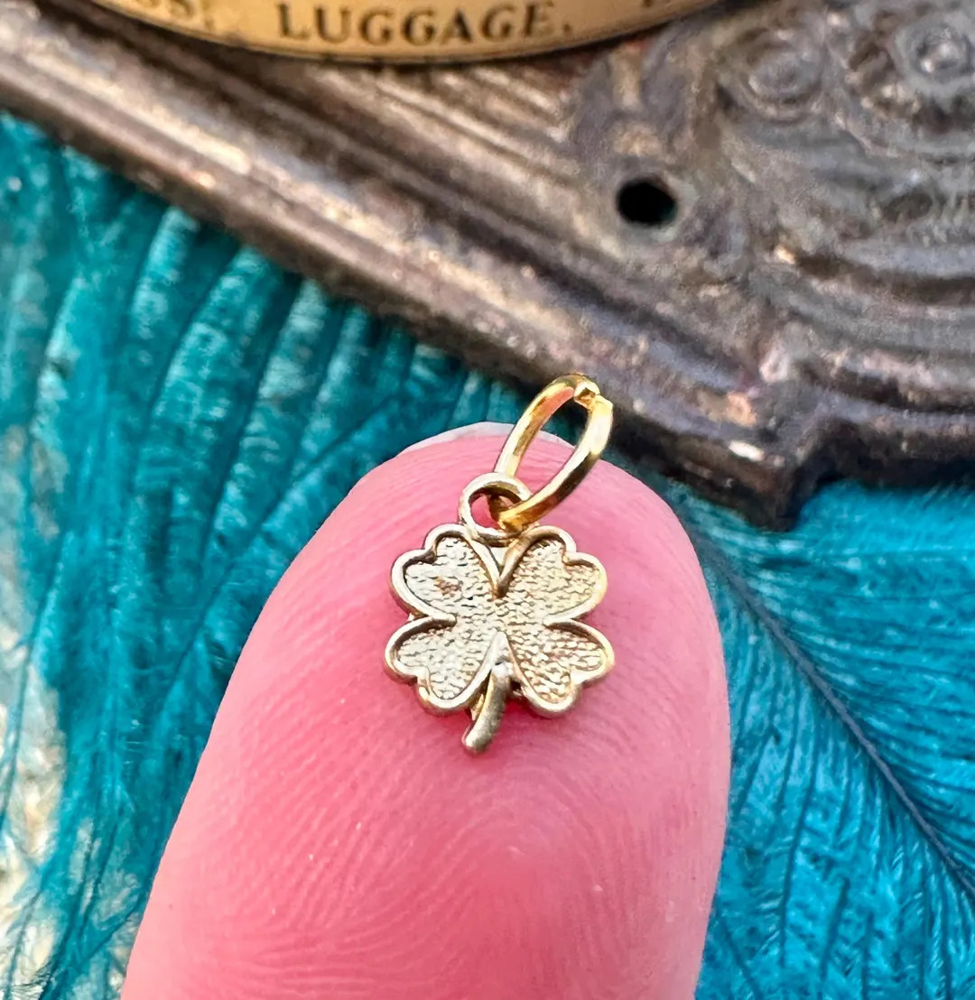 Vintage Raw Brass TINY LUCKY SHAMROCK Charm for Necklace Earrings Bracelet Anklet Pendant Gold St... | Etsy (Global)