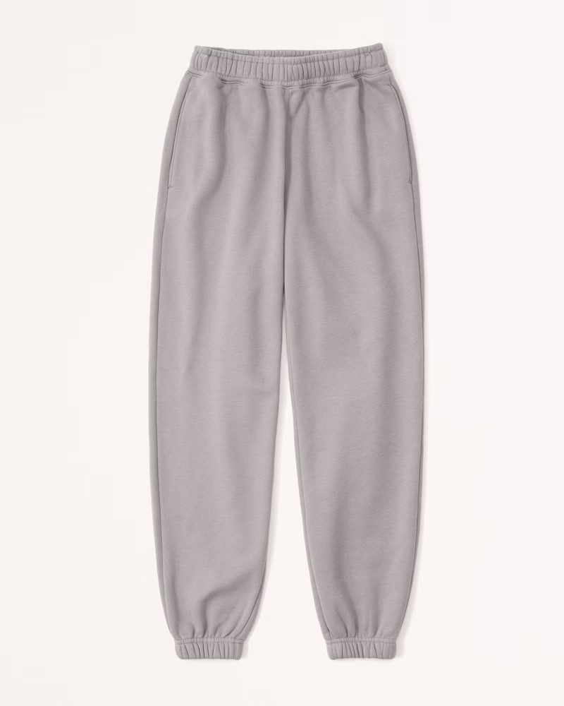 Women's Essential Sunday Sweatpant | Women's A&F Essentials | Abercrombie.com | Abercrombie & Fitch (US)