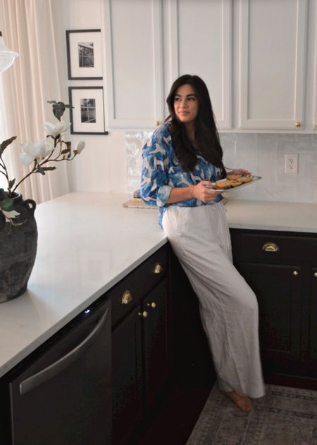 White linen pants pull on pants summer clothing vase florals stems 

#LTKunder100 #LTKstyletip #LTKhome