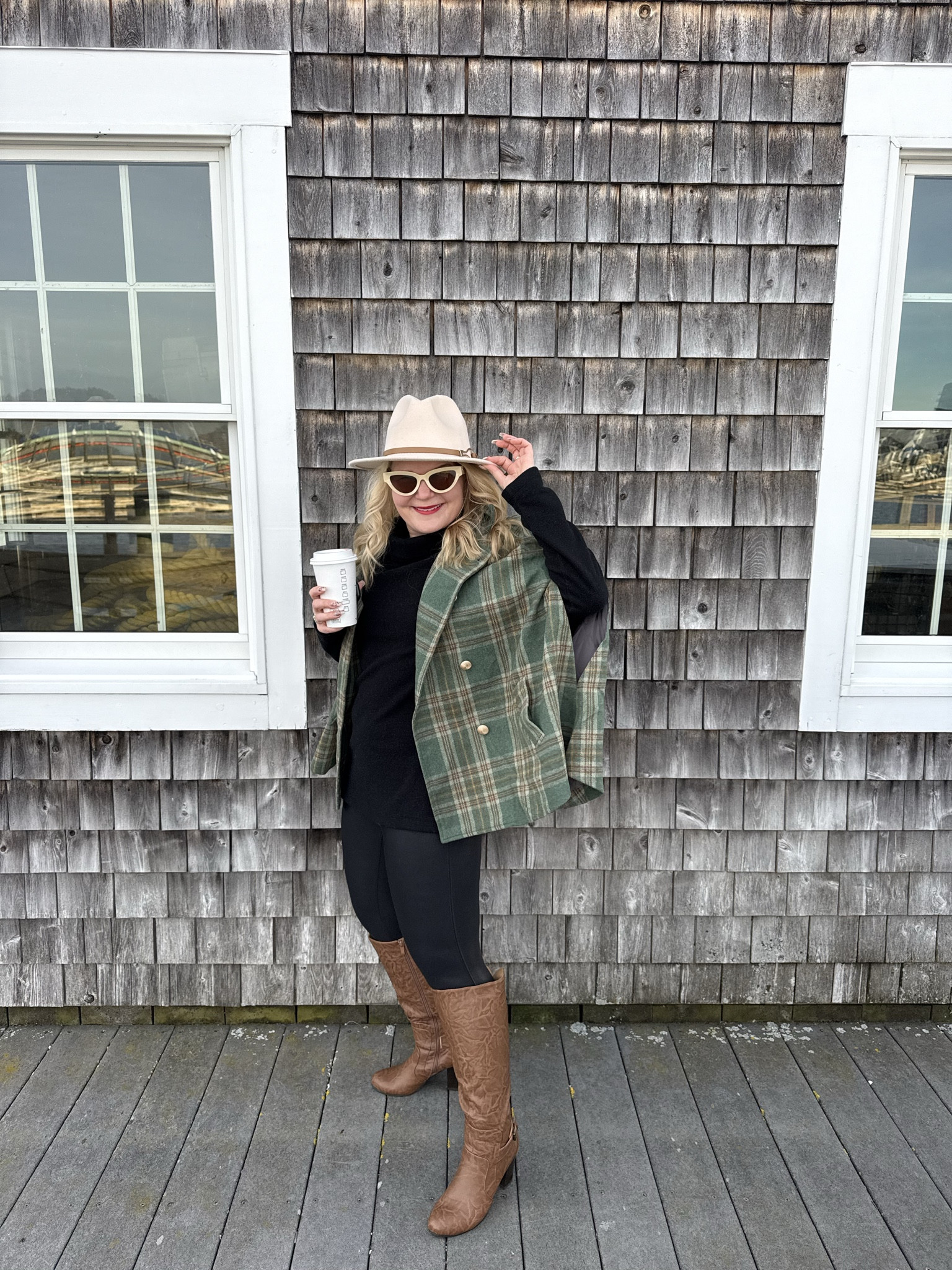 Serving the looks with this cape. 

#LTKootd #LTKPetite #LTKWorkwear