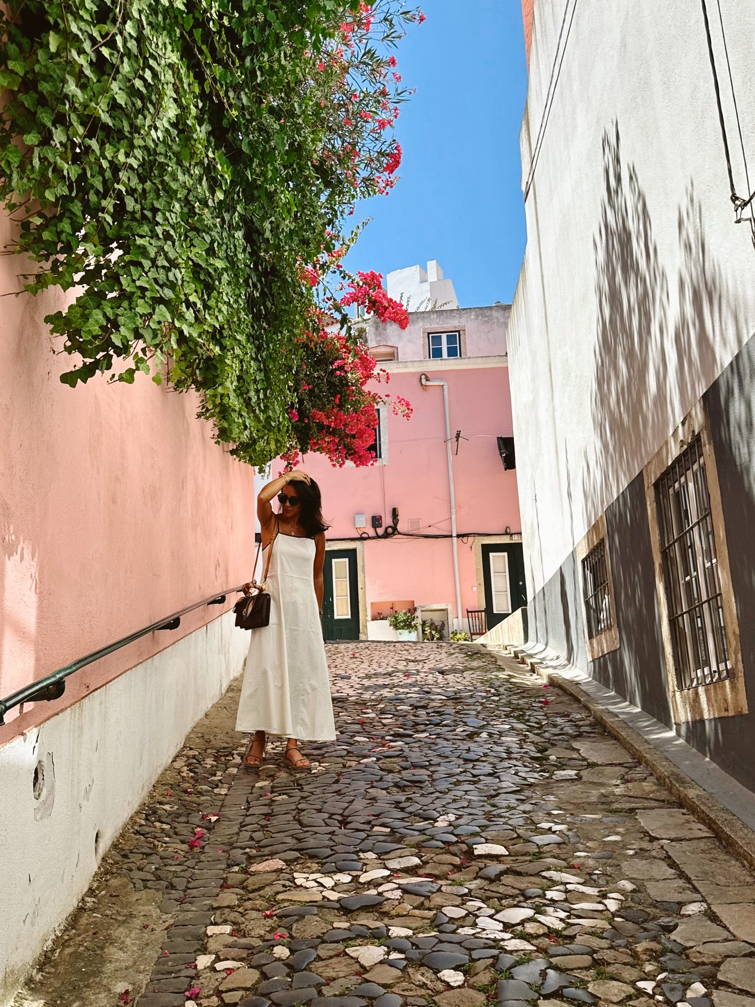 Impromptu 6 hours in Lisbon, pulled this fit out of my carry on and it was perfection! So comfy and chic 🤩

Dress & shoes - TTS


#LTKFindsUnder50 #LTKStyleTip #LTKTravel