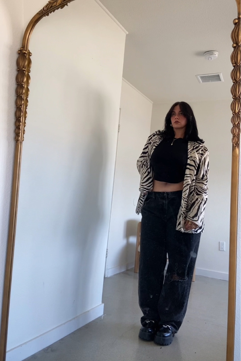 Blazer is old boohoo, shoes old Steve Madden

#LTKMidsize