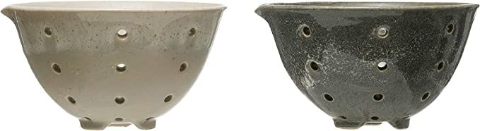 Creative Co-Op Round Stoneware Berry Spouts & Reactive Glaze Finishes (Set of 2 Colors) Bowls, Mu... | Amazon (US)