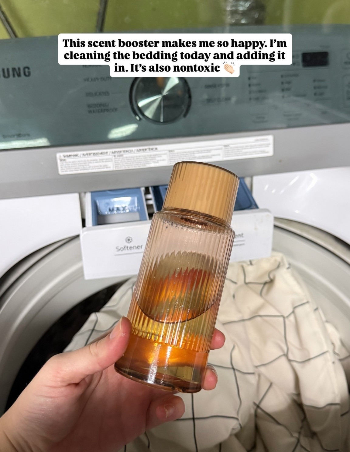 Scent booster makes laundry days more bearable 🤭 plus it’s nontoxic!! 