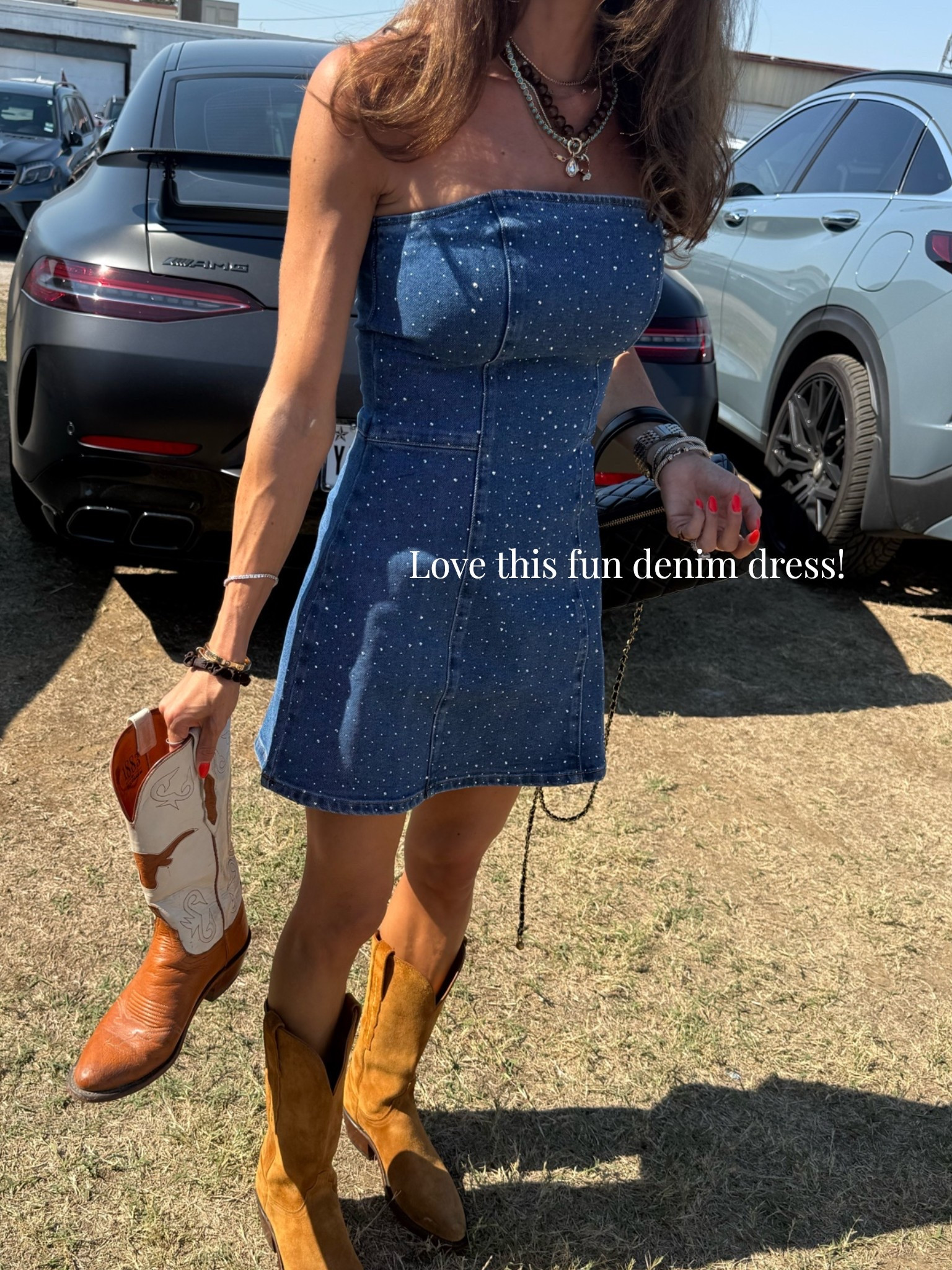 Sparkle denim dress smallest size

Comment SHOP below to receive a DM with the link to this post on my LTK ⬇ https://liketk.it/6pCjA