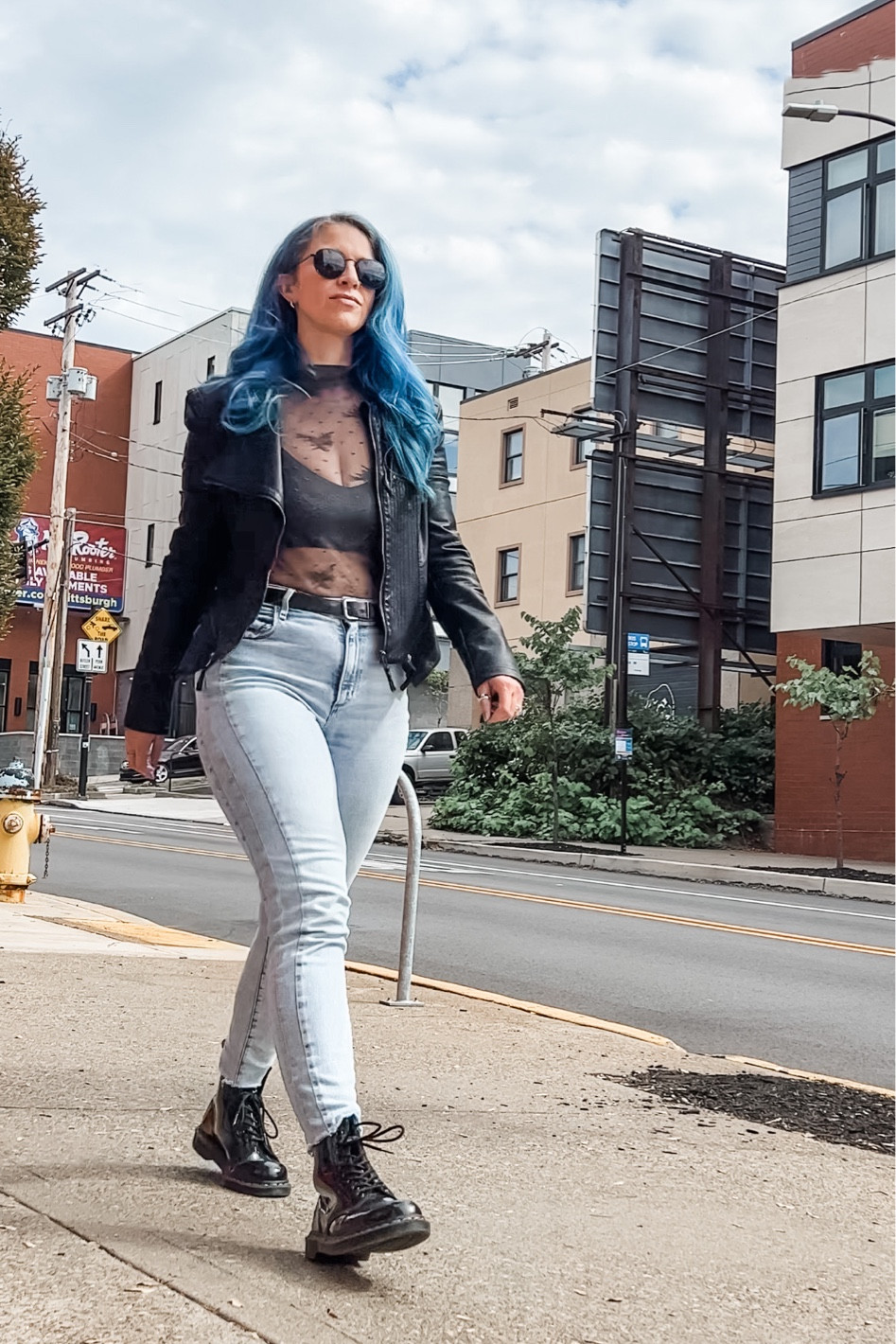 Fall outfit idea with a sheer lace top

Free people dupe, American Eagle, ae style, Abercrombie, curve love, fall outfit idea, warm weather fall outfit

#LTKsalealert #LTKfindsunder50 #LTKSeasonal