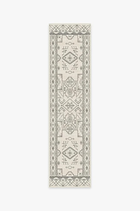 Leelu Black & White Rug | Ruggable