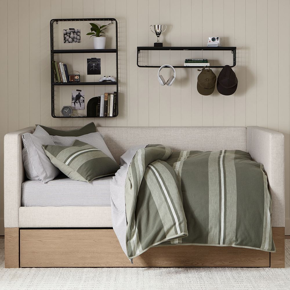 Bailey Daybed with Trundle | Pottery Barn Teen