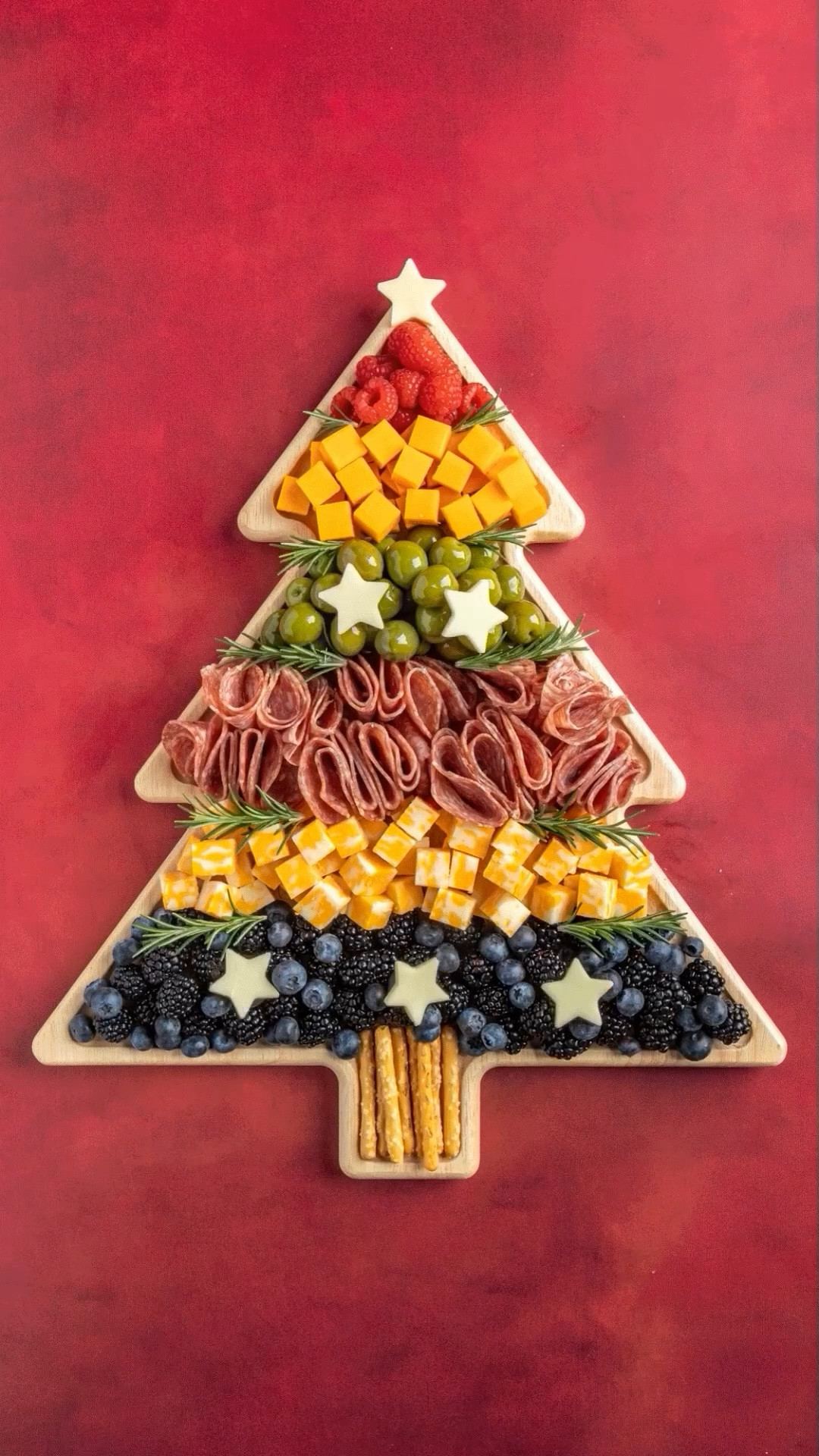 The perfect board for Christmas! 🎄 

#LTKGiftGuide #LTKHoliday #LTKSeasonal