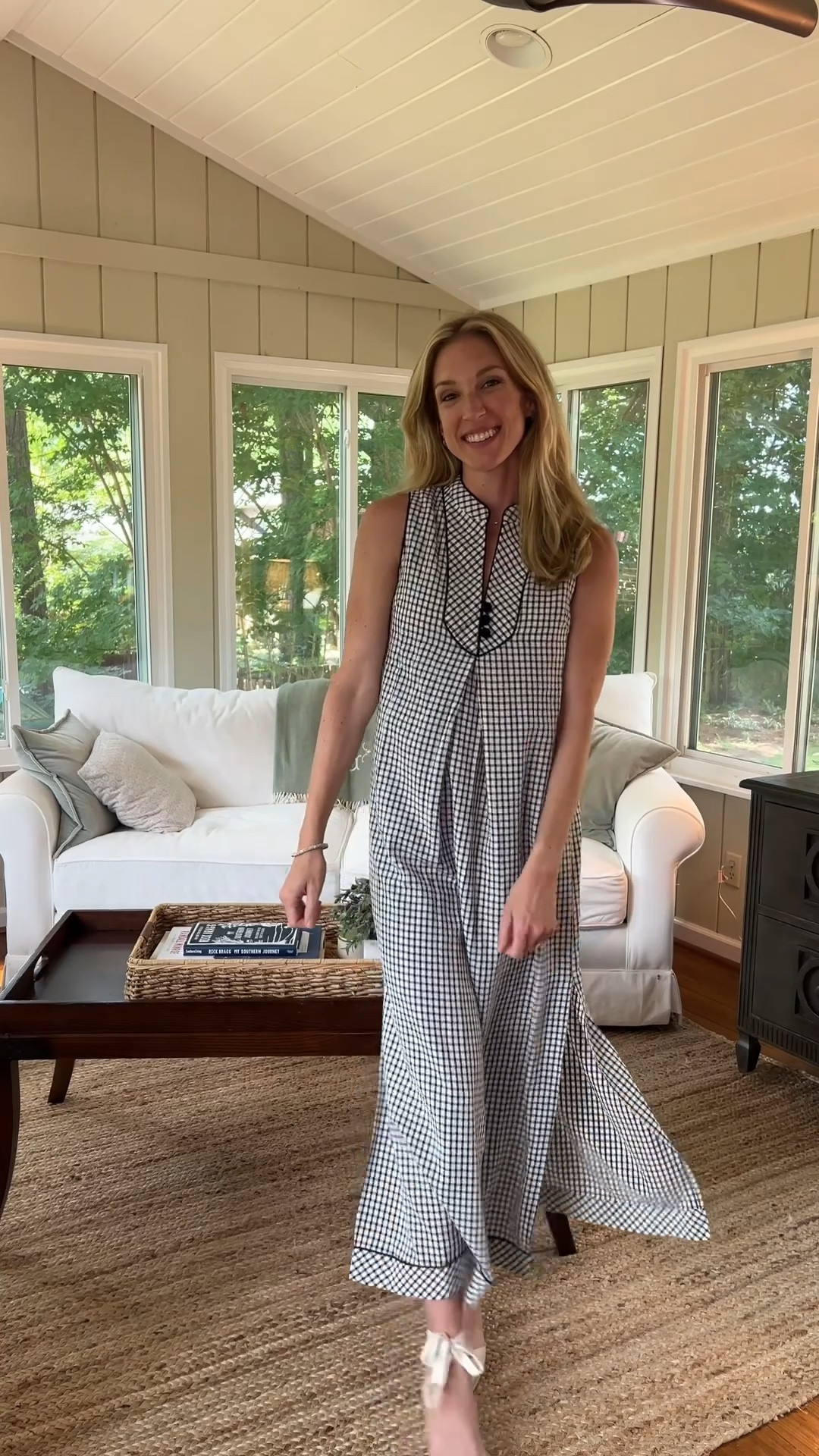 If summer were a dress, she might be this one 💛

Summer style
Summer dress
Summer outfit 



#LTKStyleTip