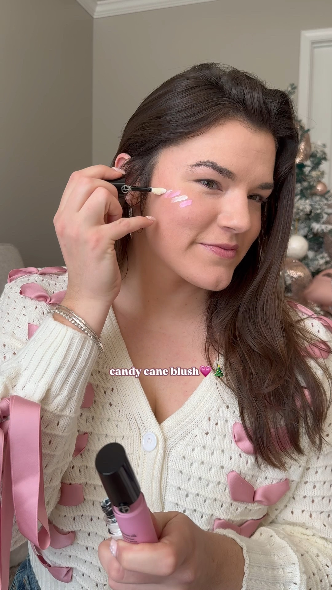 Candy cane blush trend💗🎄✨ side note: we need a petition to have a candy cane emojiii!!! 👏🏼

#LTKHoliday #LTKgrwm #LTKBeauty