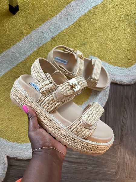 Obsessed with these platform sandals for summer — they run TTS and have arch support! They also come in multiple colors  

#LTKfindsunder100 #LTKshoecrush #LTKSeasonal