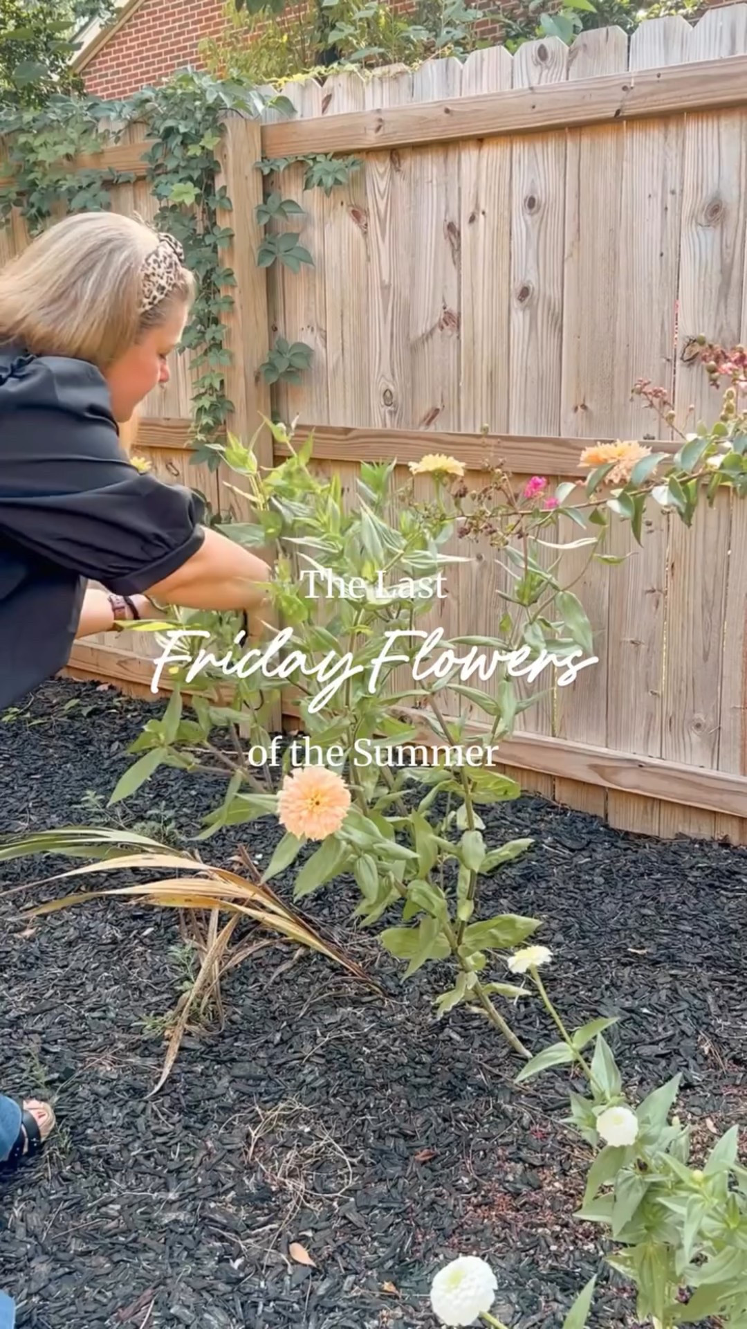 Summer’s curtain call, starring my zinnias. It’s the last Friday Flowers before pumpkins steal the spotlight. 

Who else is team fresh flowers on the table all year long? 

#seasonalliving #myseasonalhome #fridayflowers 
•
•
•
•
•
•
•
Vintage Home Style | Vintage Decor | Home Inspiration | Collected Home | Traditional Home | Sentimental Style | Curating Joy | The Sentimental Decorator | Joyful Rituals of Home | Sentimental Home | Homes with a Story | Grandmillennial Home Style

#sentimentalhome #thesentimentaldecorator #sentimentalstyle #sentimentaldecor #homeswithastory  #styleyourstory