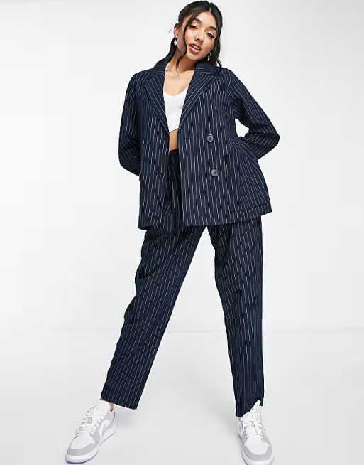 Monki - Blazer d'ensemble à fines rayures - Bleu marine | ASOS (Global)