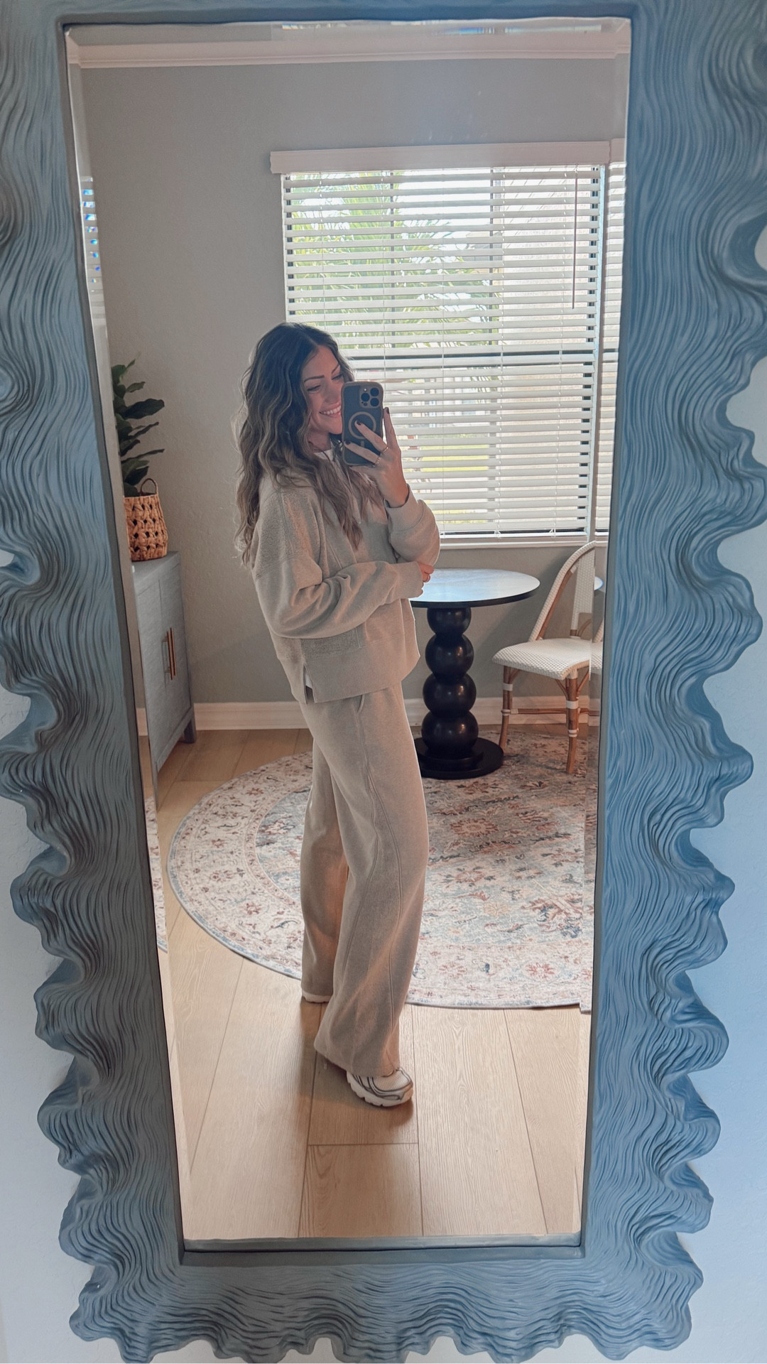 SO COZY! This is the set you’ll want to live in all winter & spring. 🫶🏻 and the sweatshirt is 25% off right now!! 
>> I’m 5’4, size 0/2 wearing XS regular for a baggy fit. Size down at least one size! If you’re any shorter than me, you’ll probably want the short length— these def run super long. 

#neutraloutfits #matchingsets #traveloutfit #momoutfits #giftsforher #christmasbreak #winterstyle 
