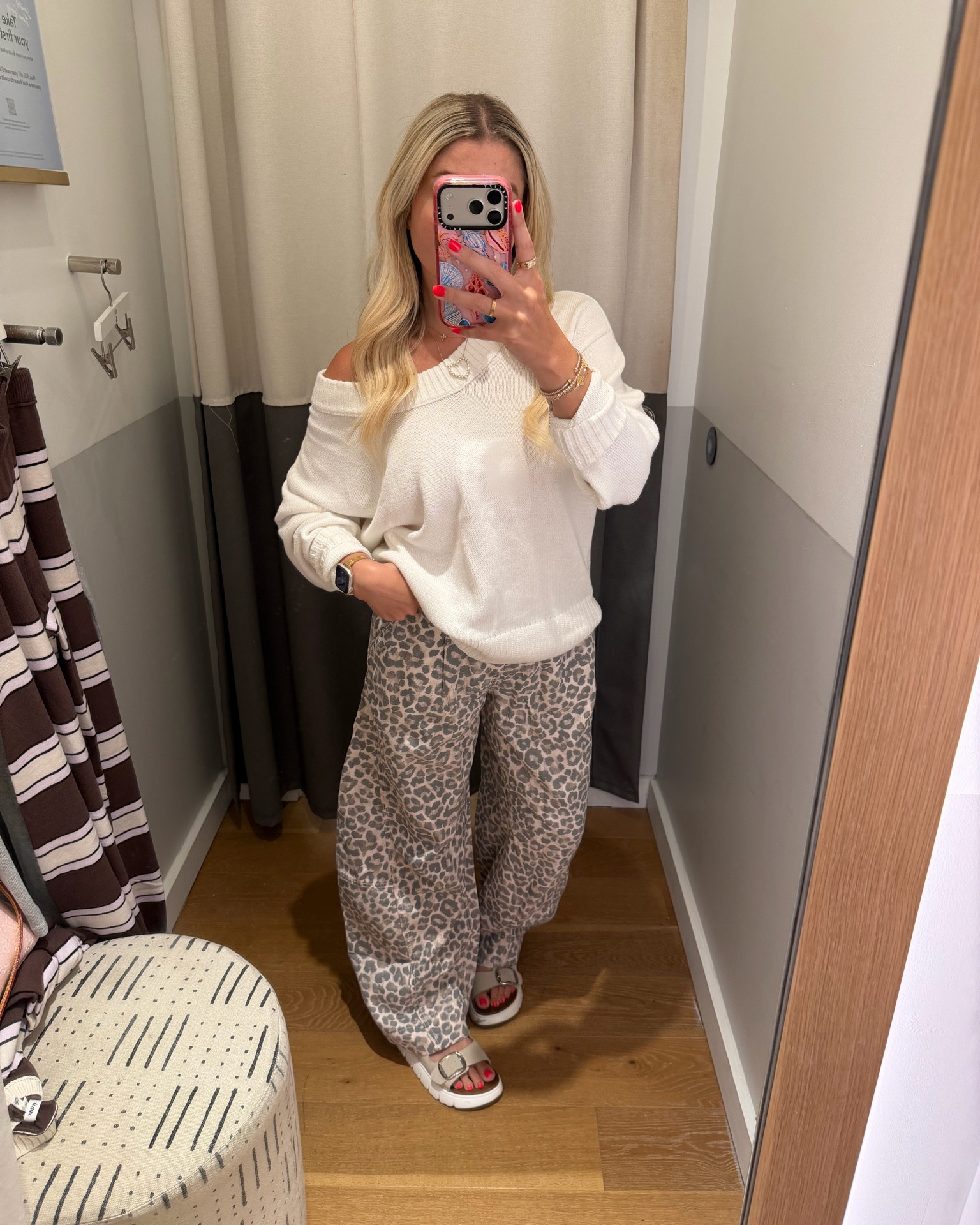 @Aerie outfits 
Comfy cute everyday outfits
Fall outfits 
Size xs