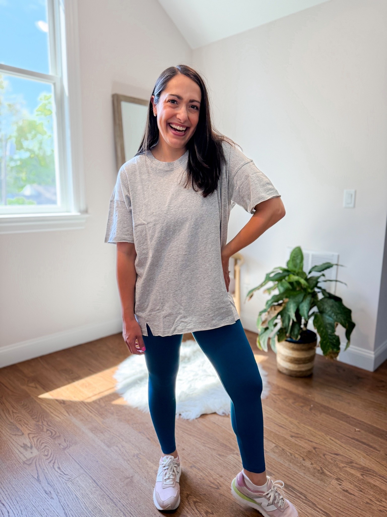 Aerie activewear 
Tee: small
Bra: medium
Leggings: medium short

#LTKmomlife #LTKActive